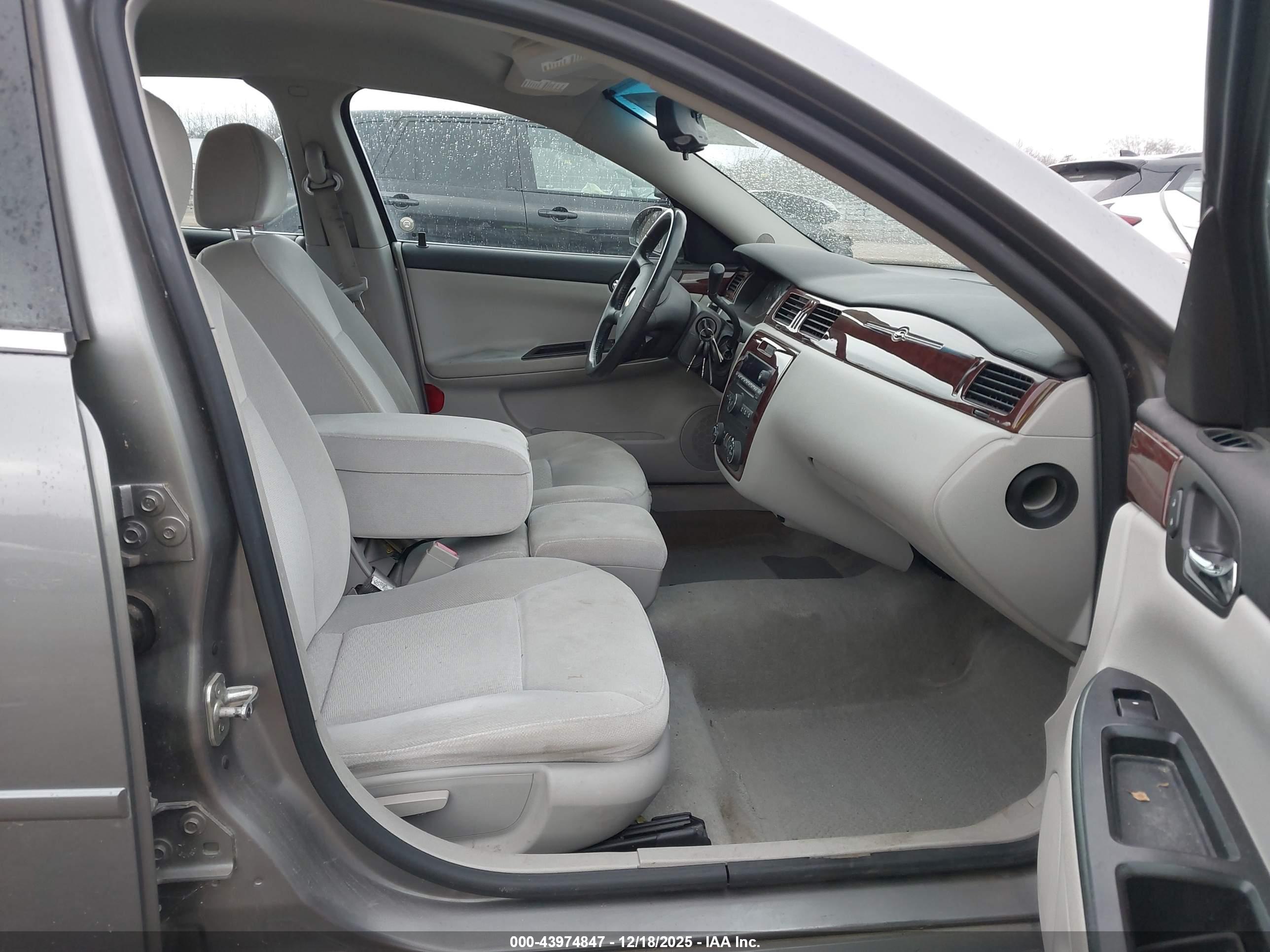 CHEVROLET IMPALA image 5