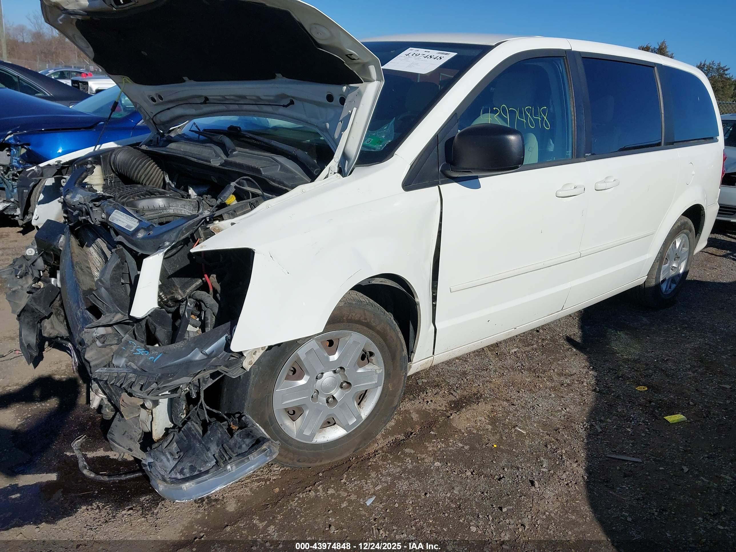 DODGE GRAND image 6