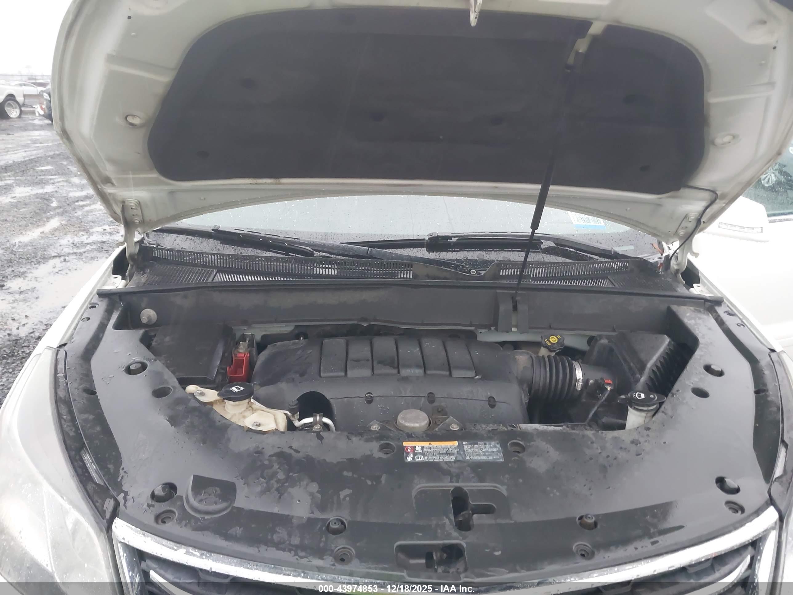 CHEVROLET TRAVERSE image 10