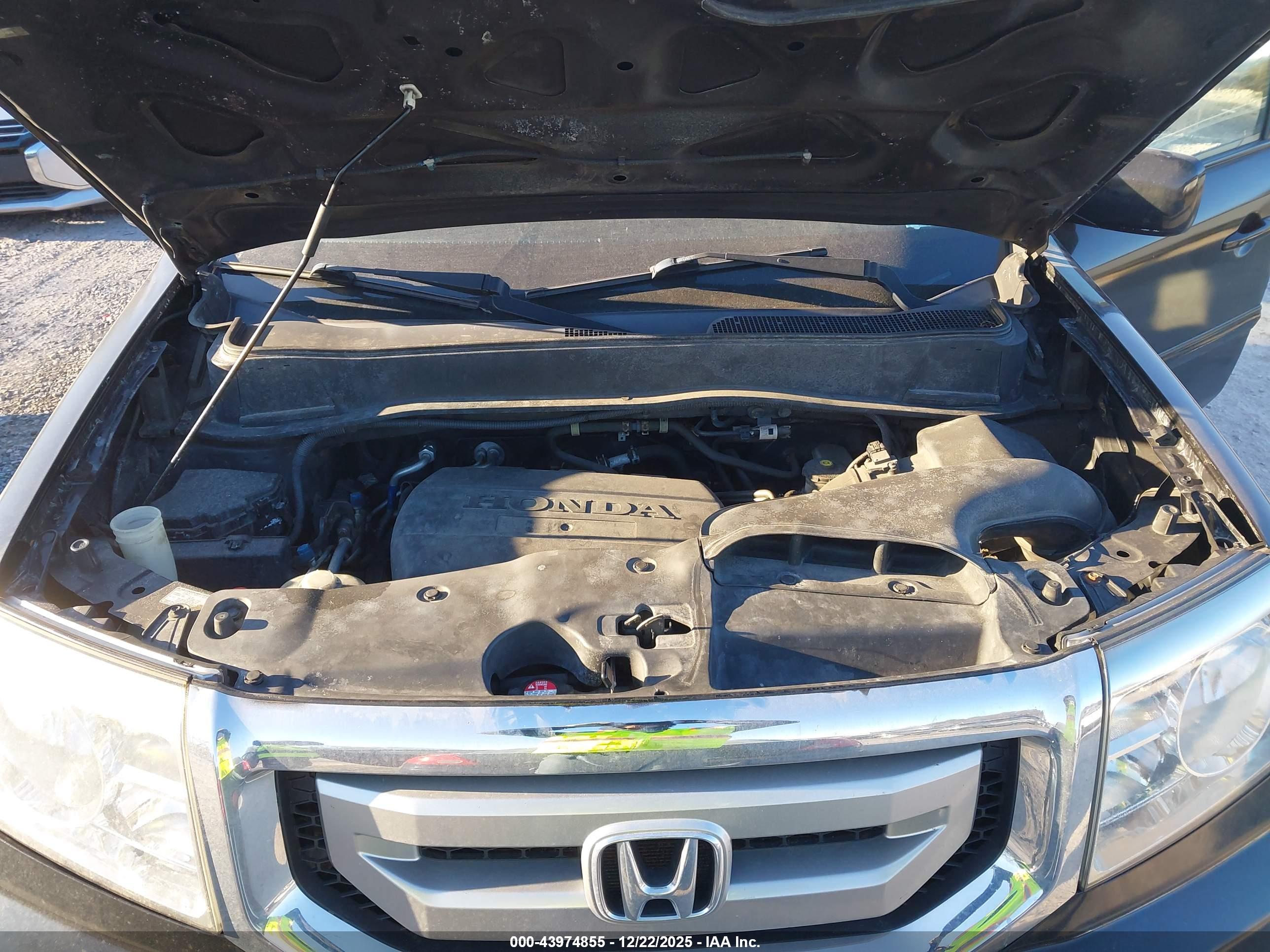 HONDA PILOT image 10