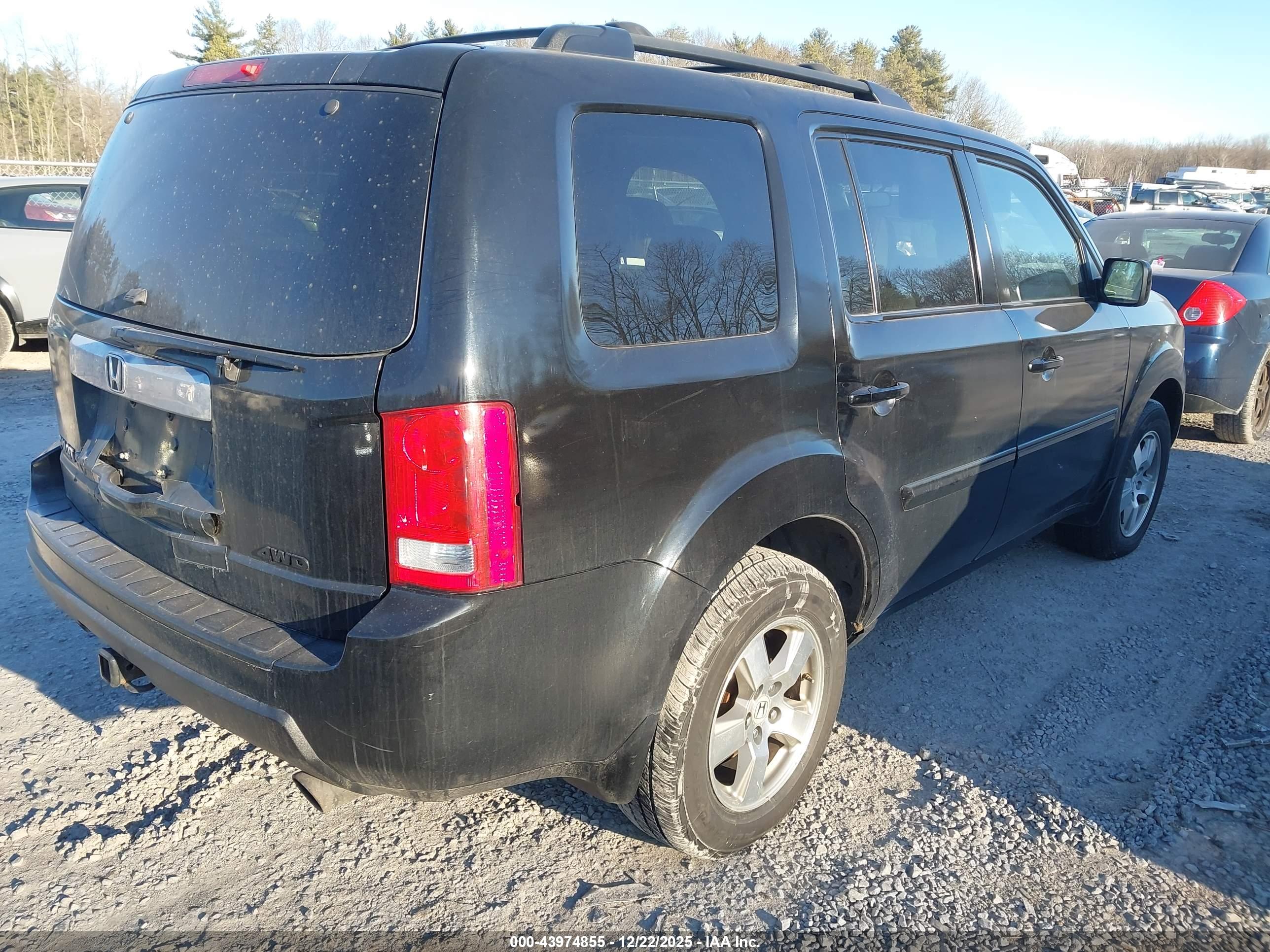 HONDA PILOT image 4