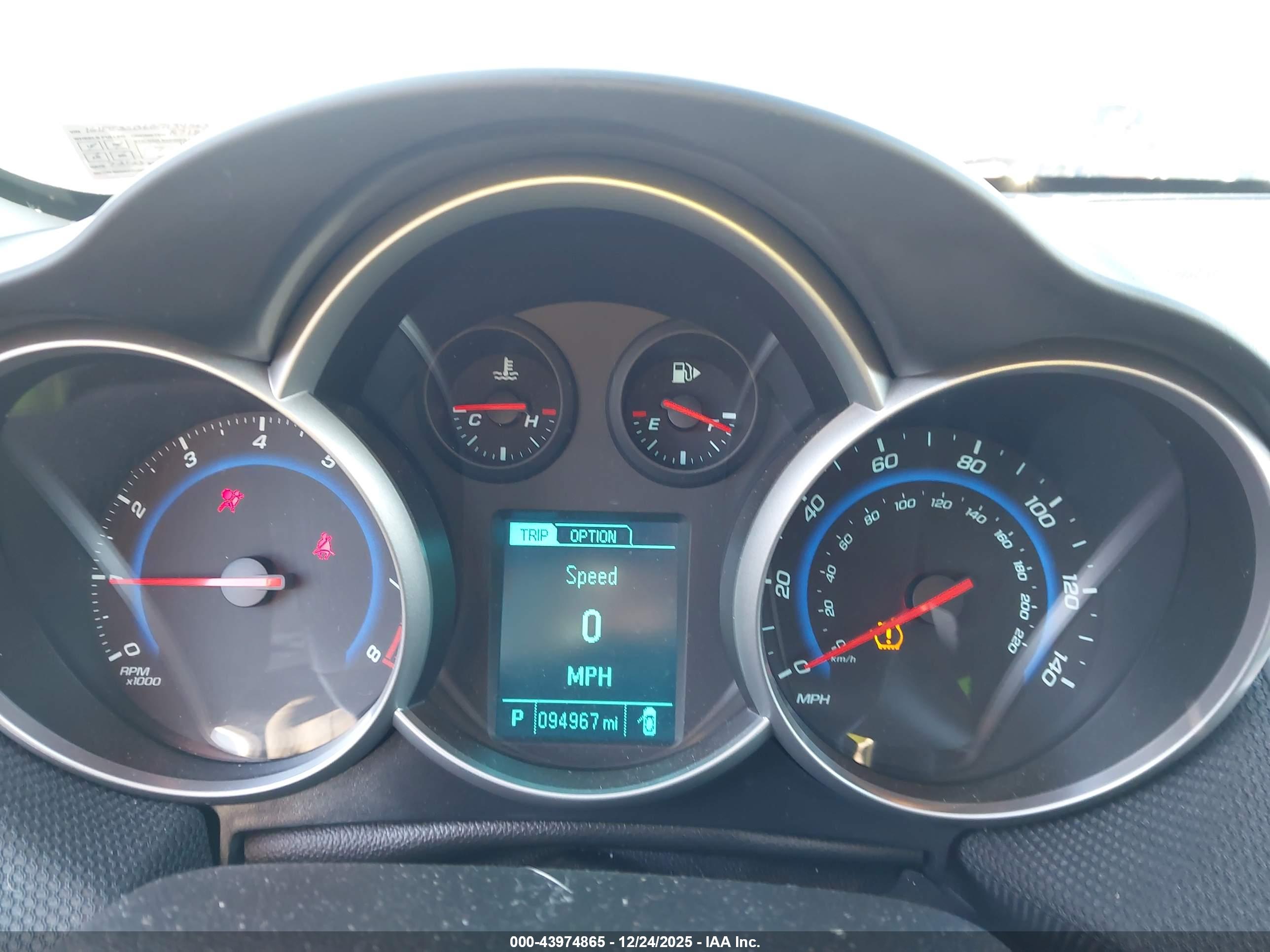 CHEVROLET CRUZE image 7