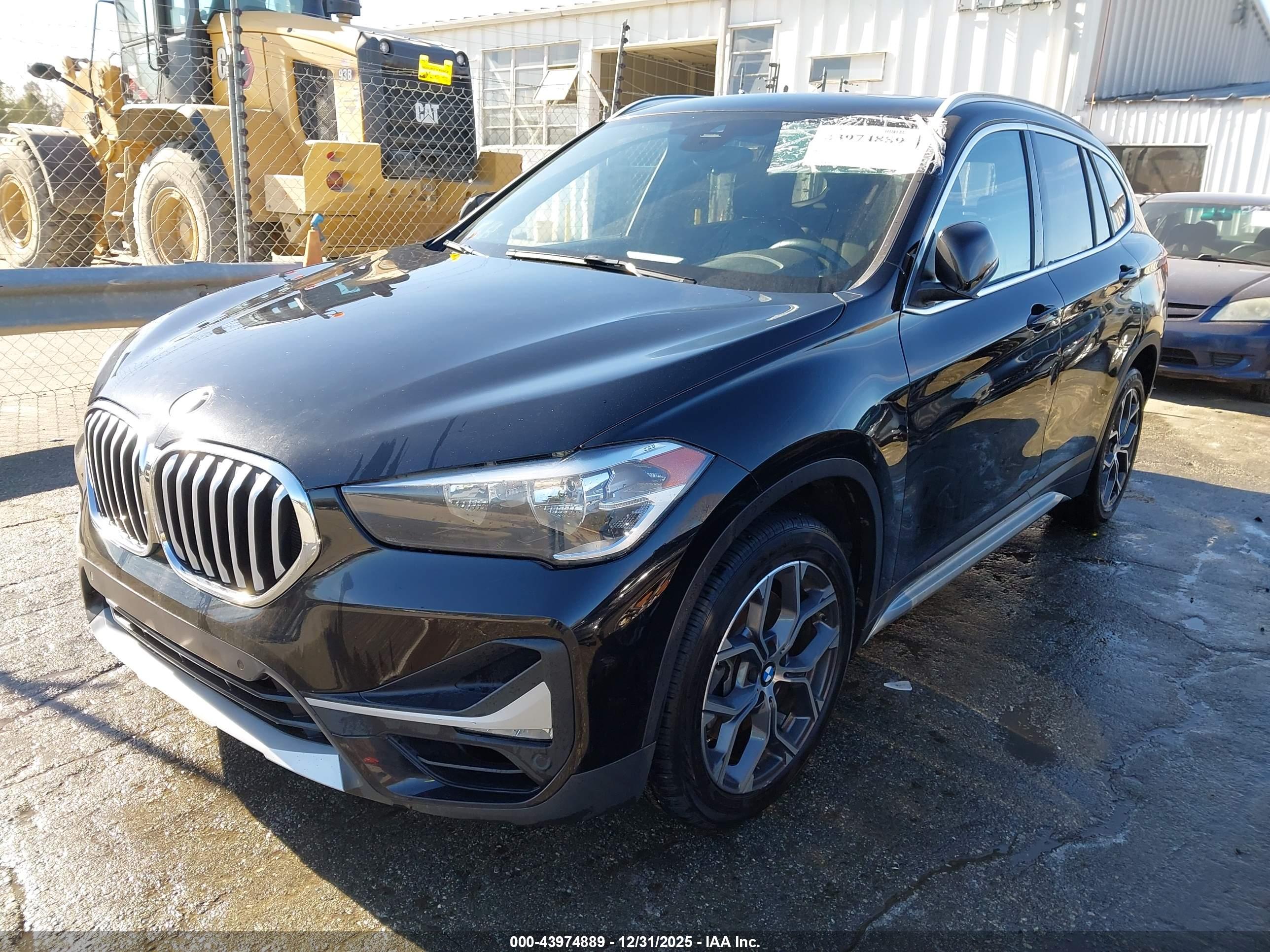 BMW X1 image 2