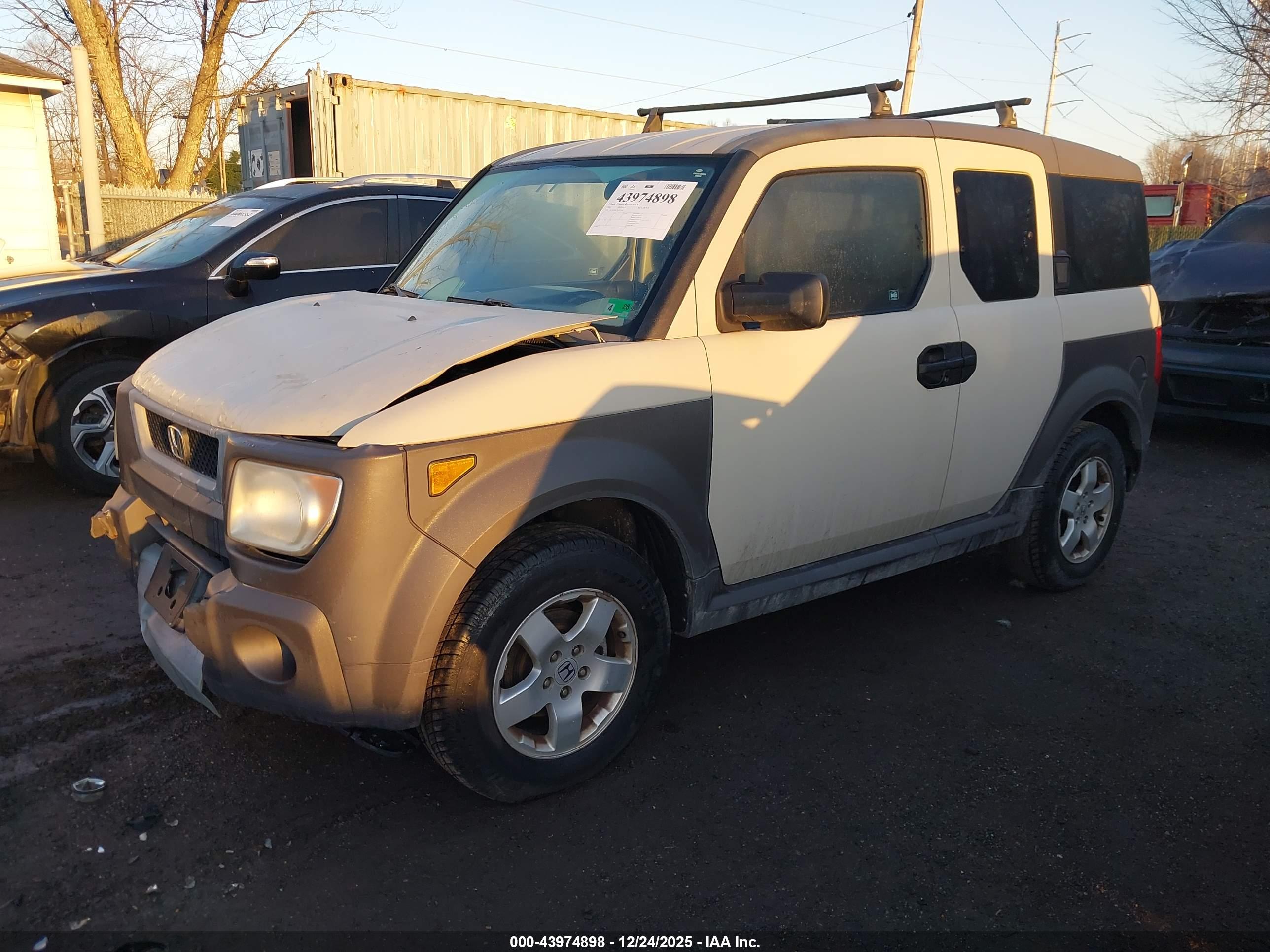 HONDA ELEMENT image 2