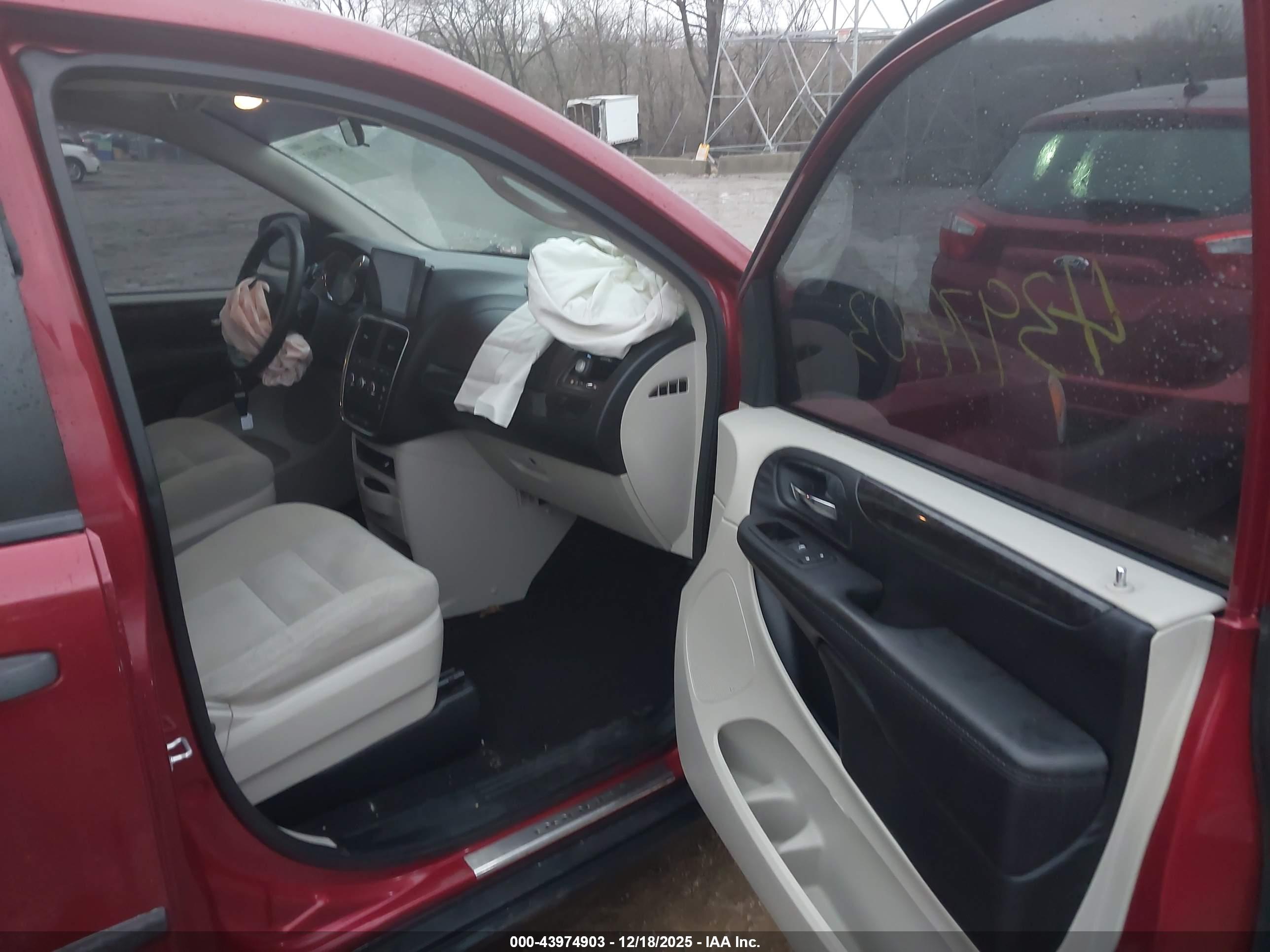 DODGE GRAND image 5