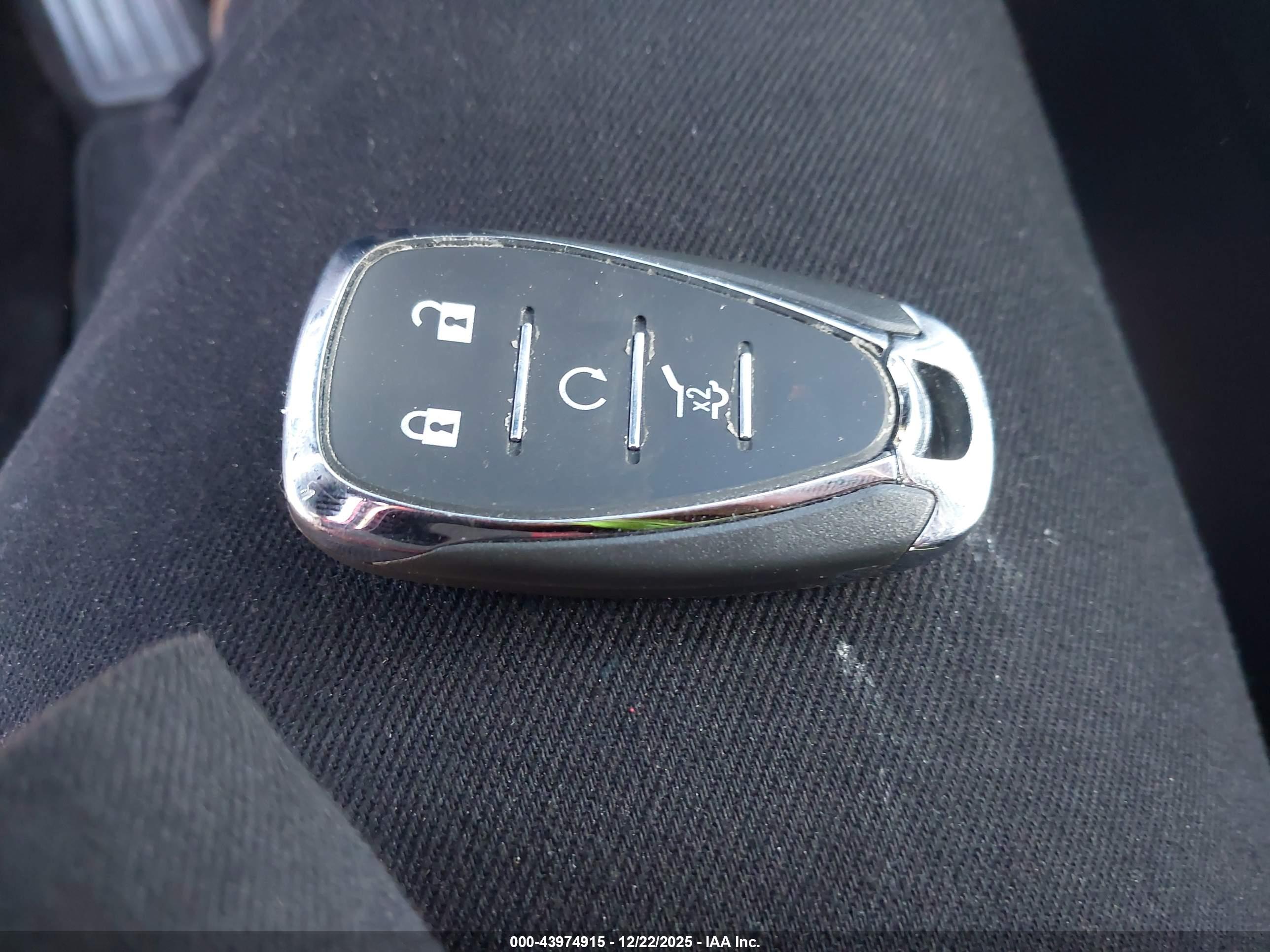 CHEVROLET EQUINOX image 11