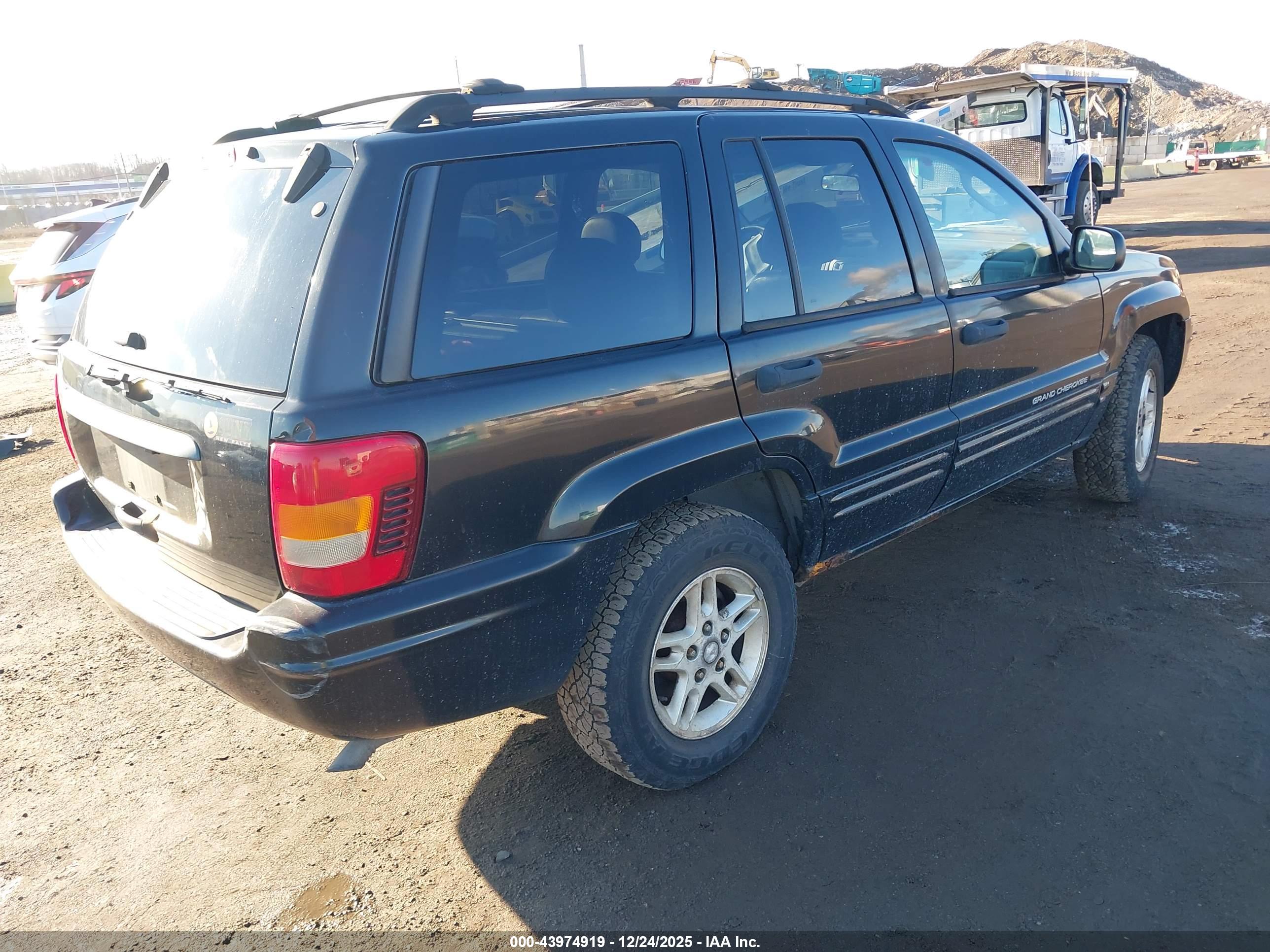 JEEP GRAND image 4