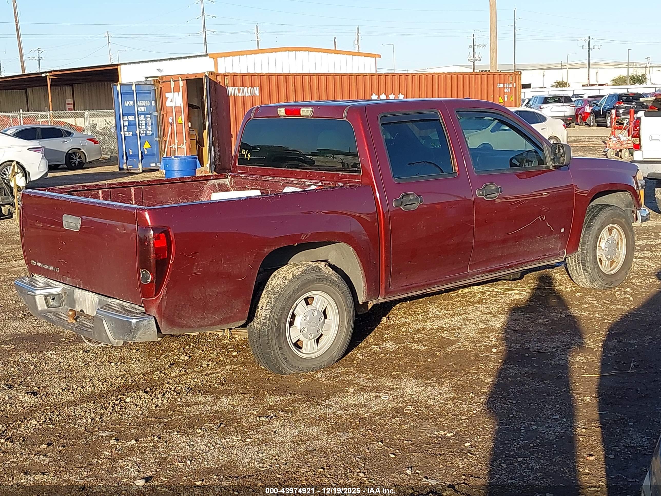 CHEVROLET COLORADO image 4