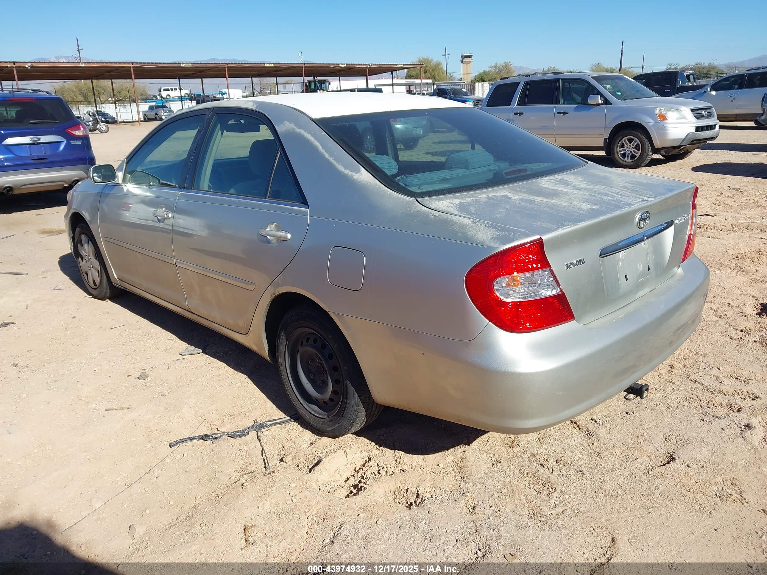 TOYOTA CAMRY image 3