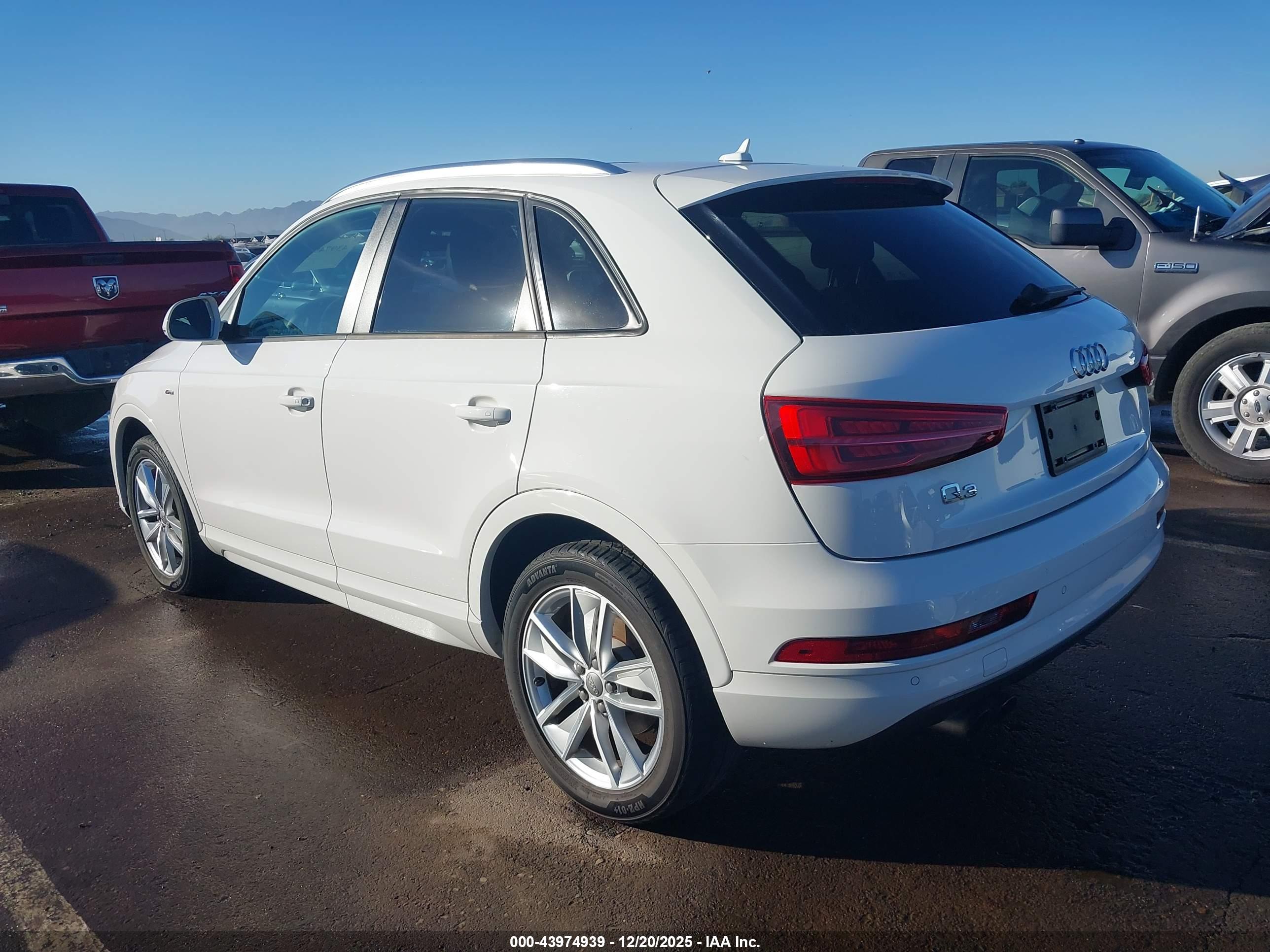 AUDI Q3 image 3