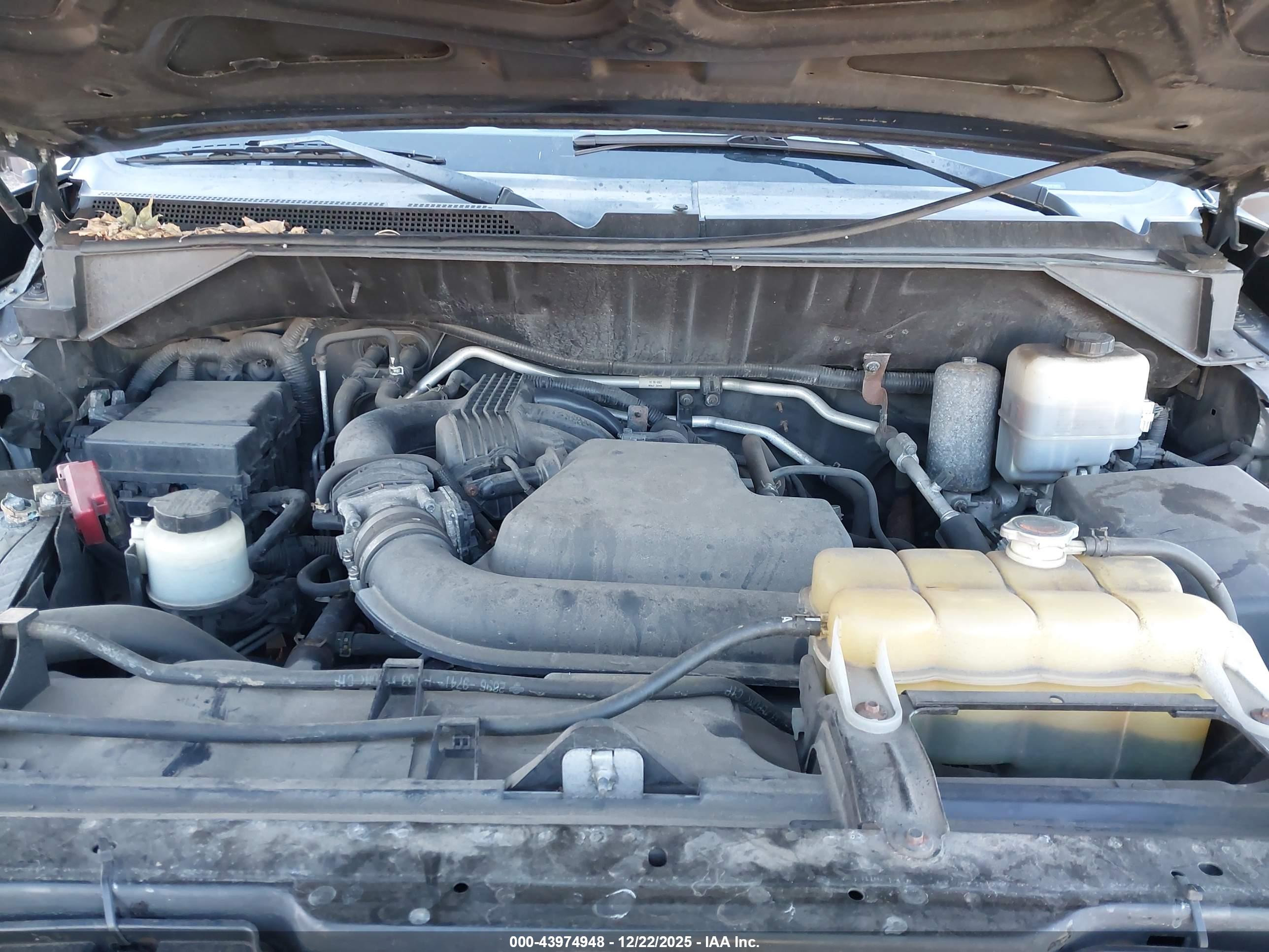 NISSAN NV image 10