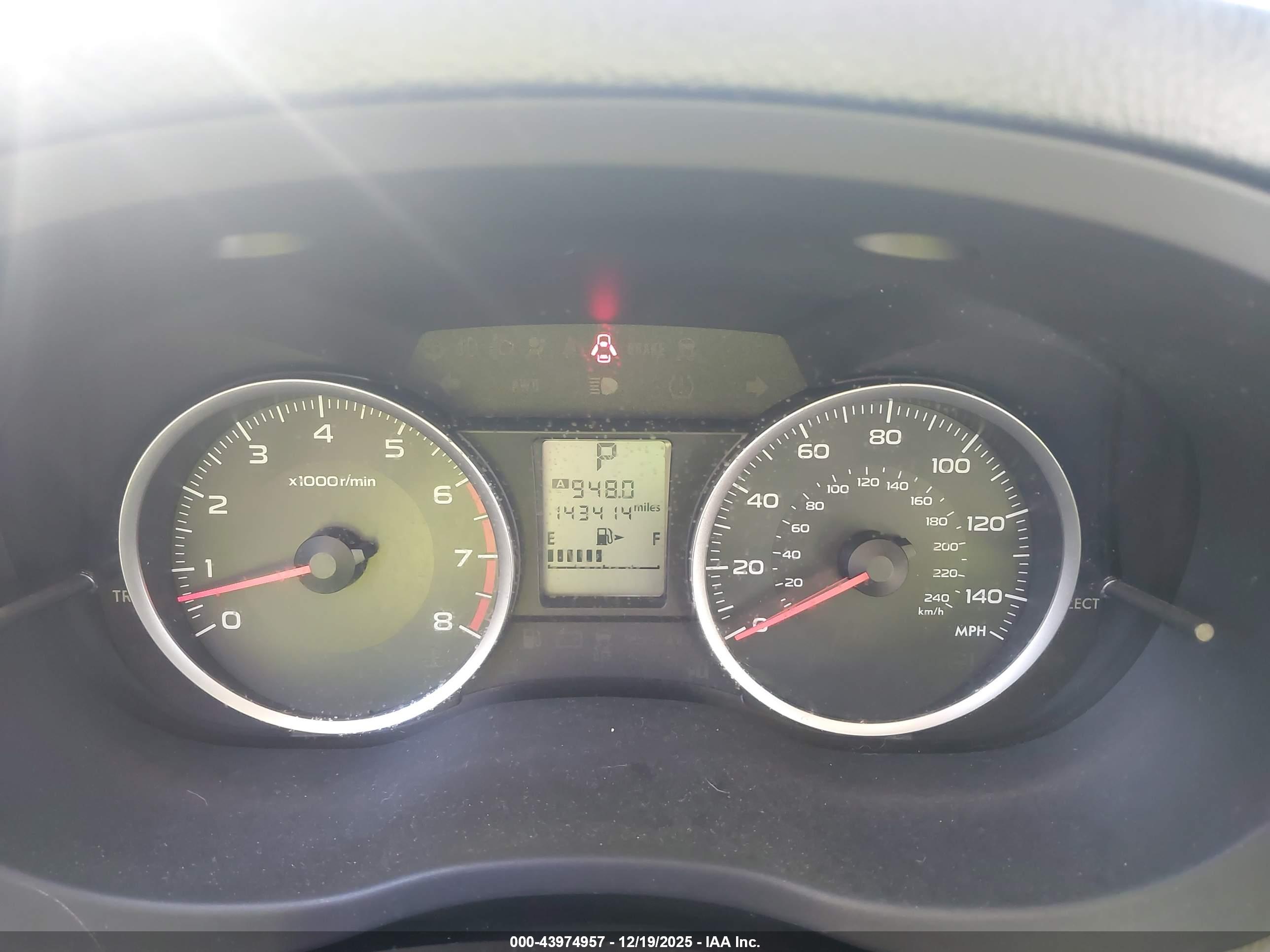 SUBARU FORESTER image 7