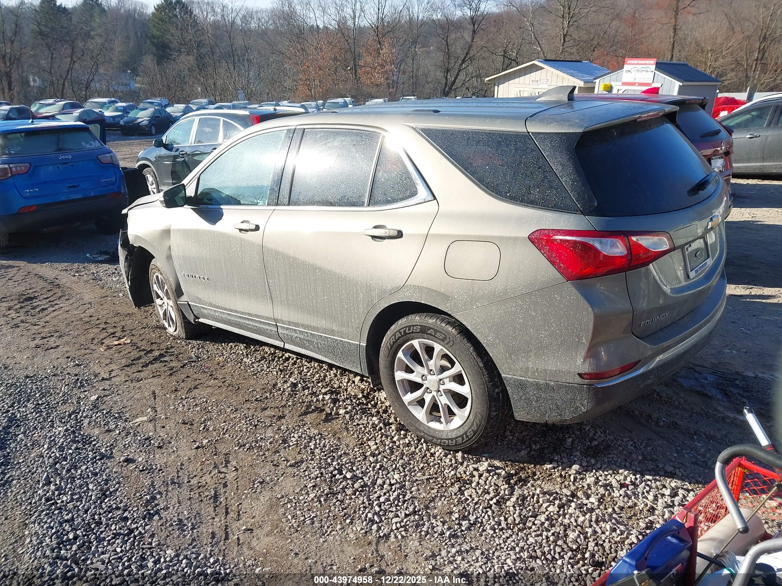 CHEVROLET EQUINOX image 3