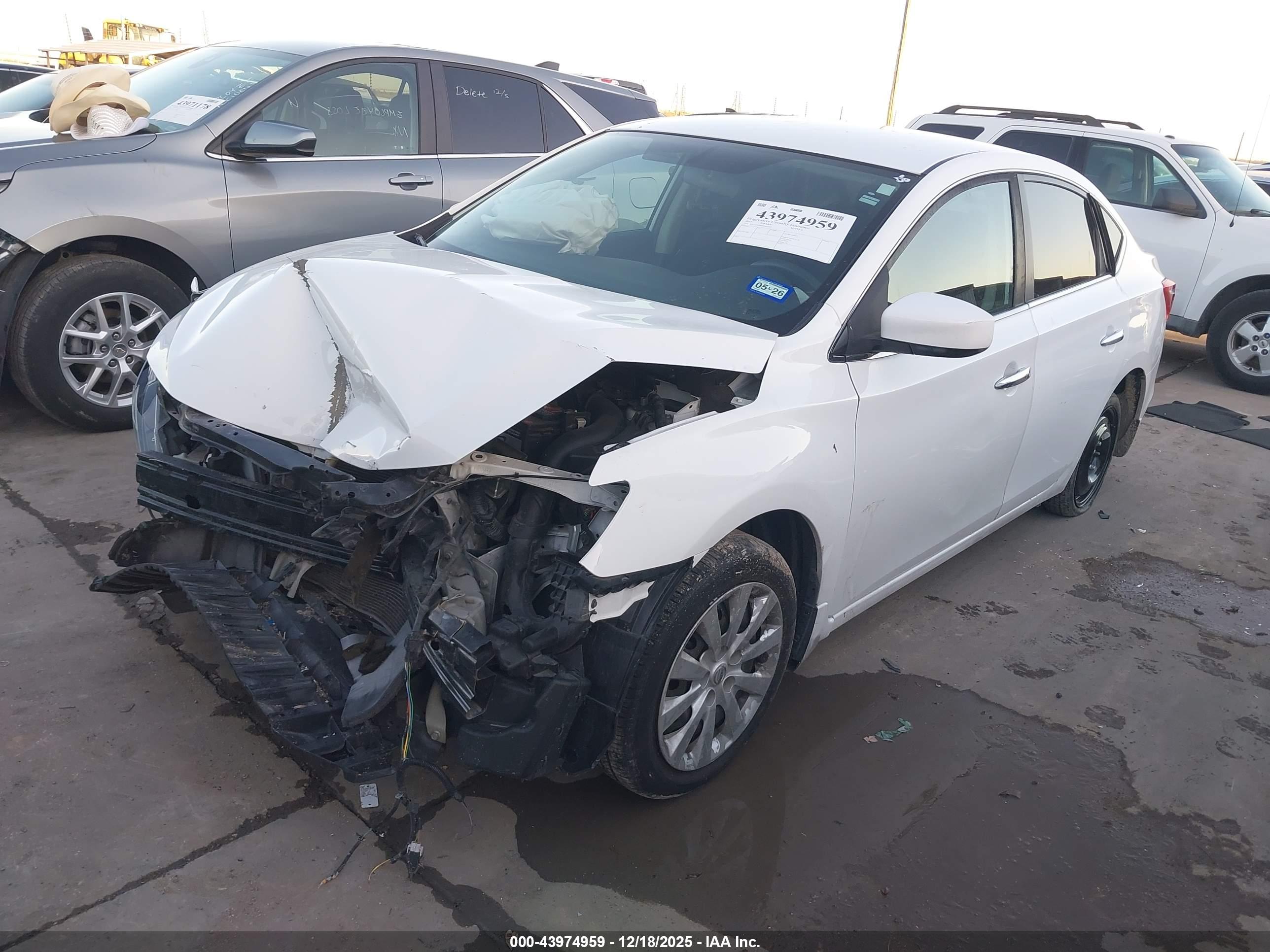 NISSAN SENTRA image 2