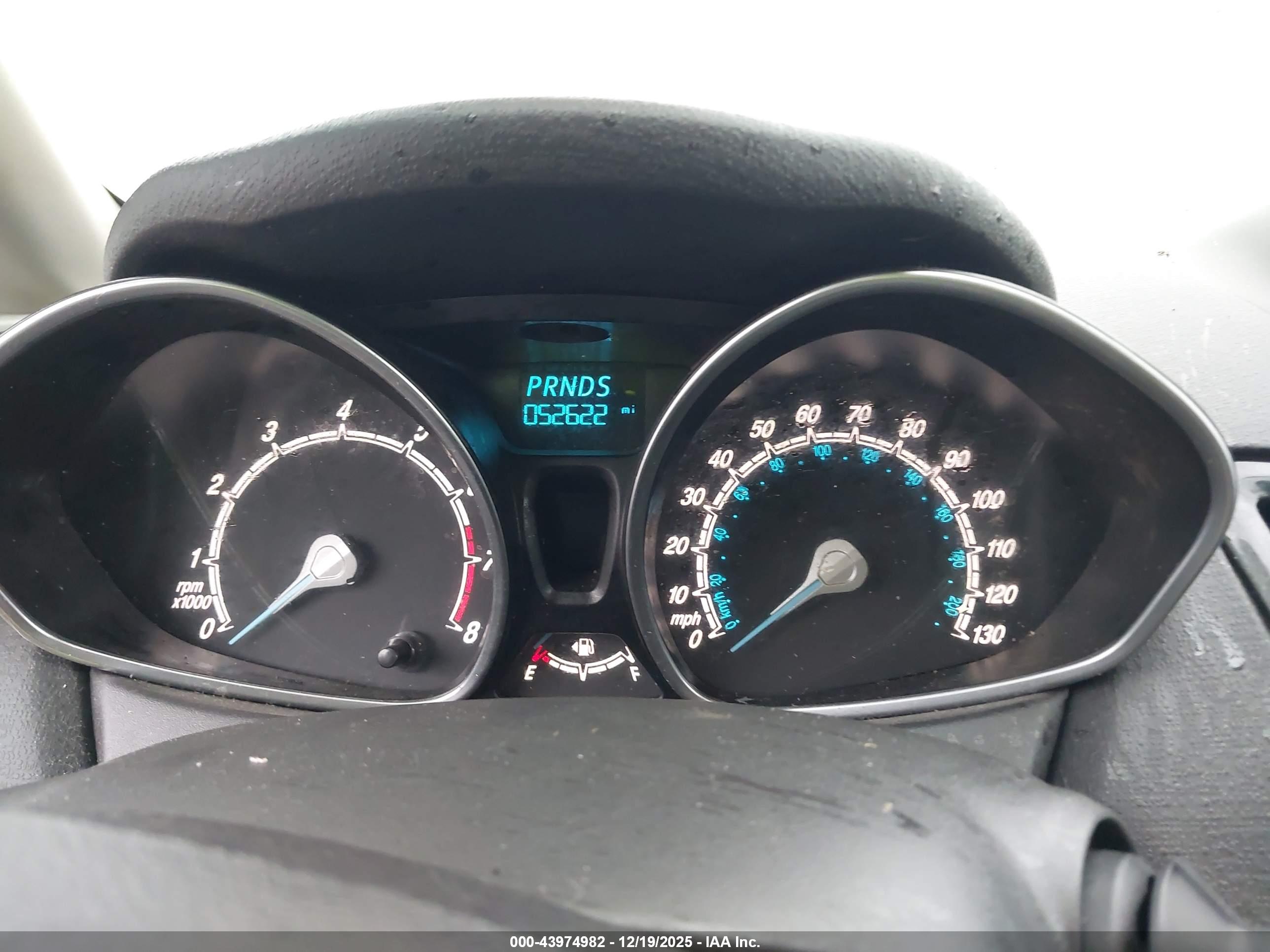 FORD FIESTA image 7