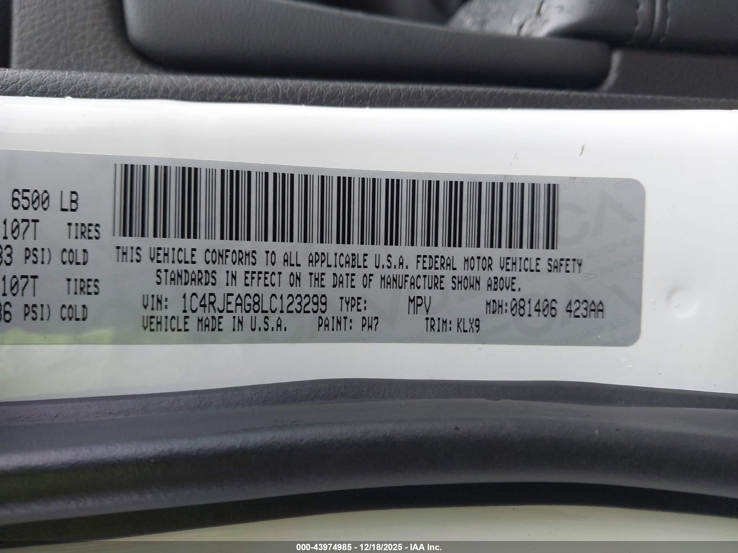 JEEP GRAND image 9