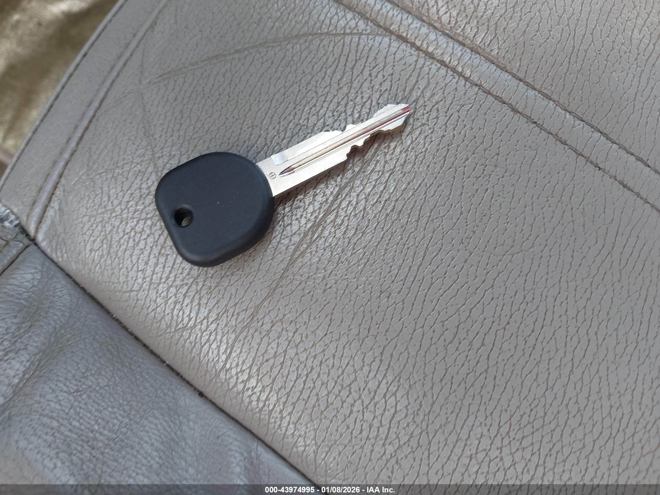 SATURN VUE image 11