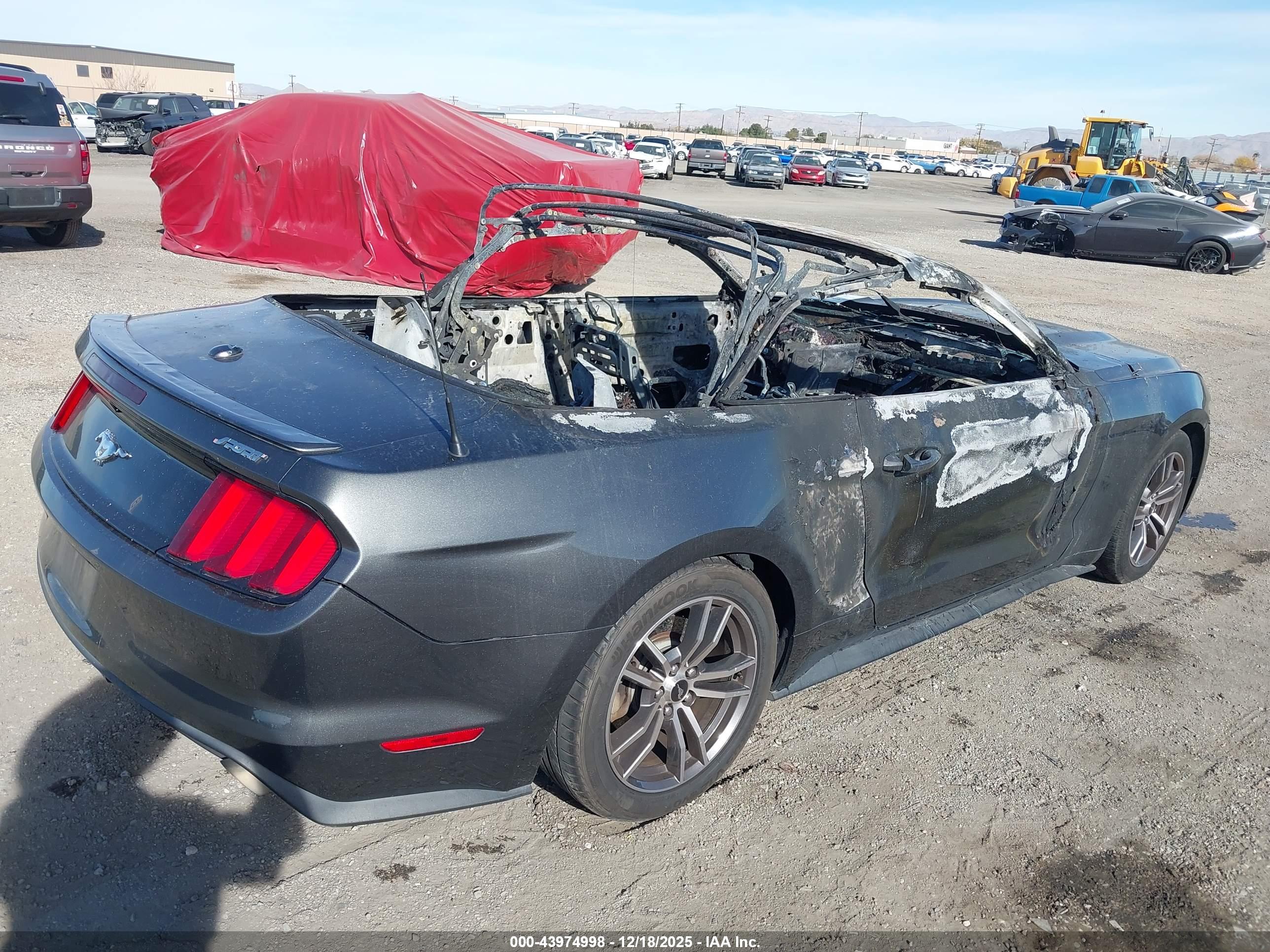 FORD MUSTANG image 4