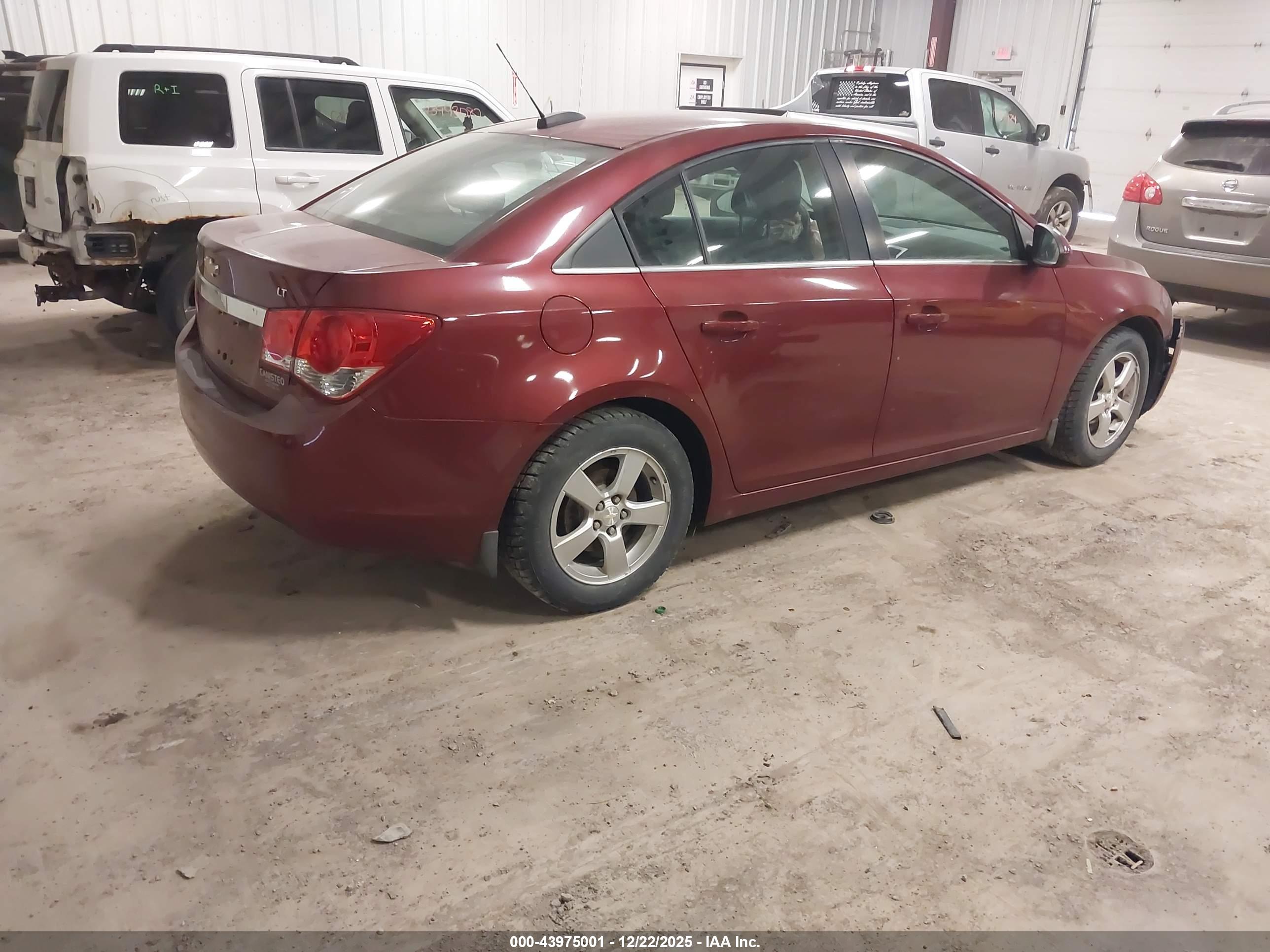 CHEVROLET CRUZE image 4
