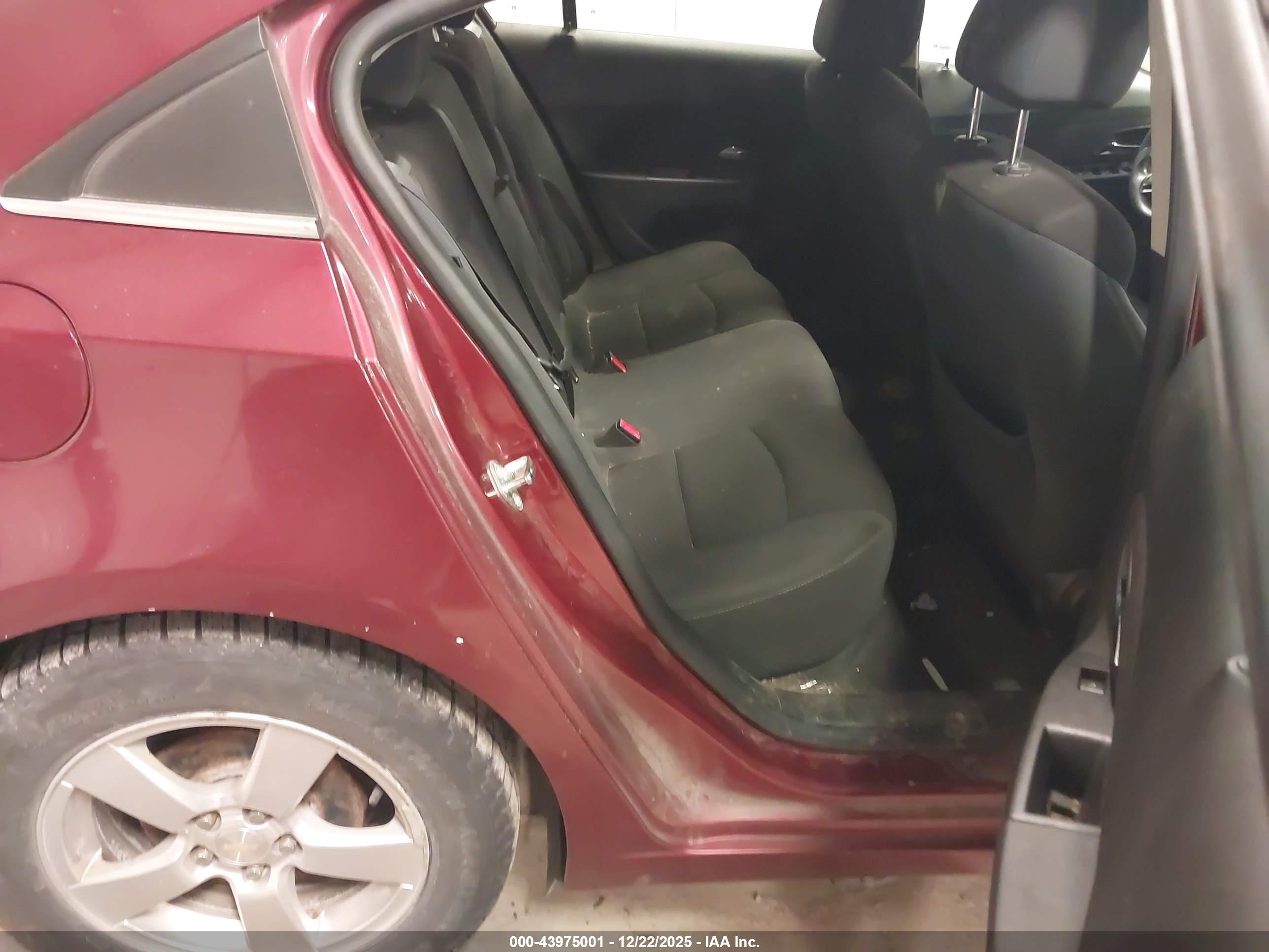 CHEVROLET CRUZE image 8