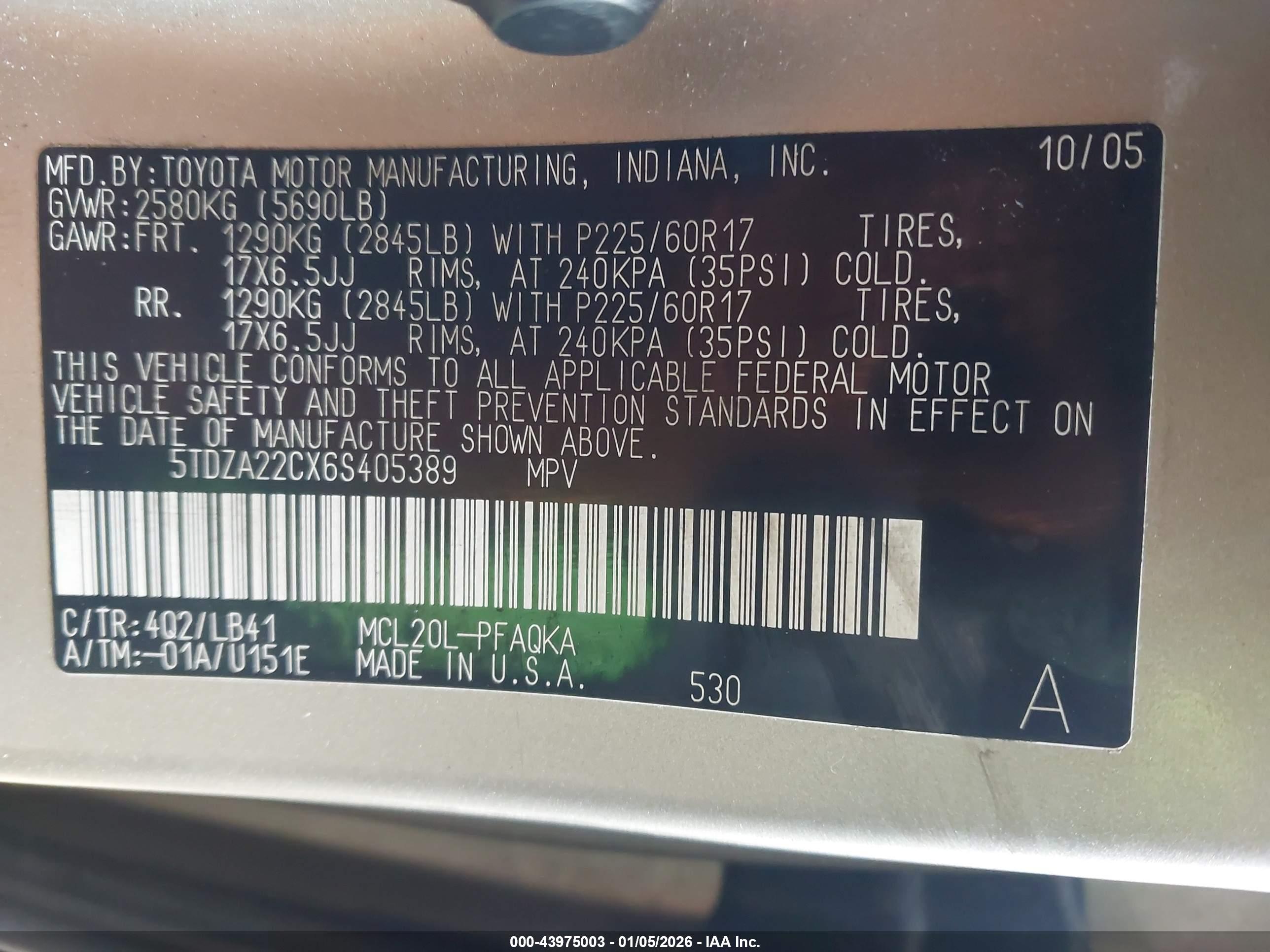 TOYOTA SIENNA image 9