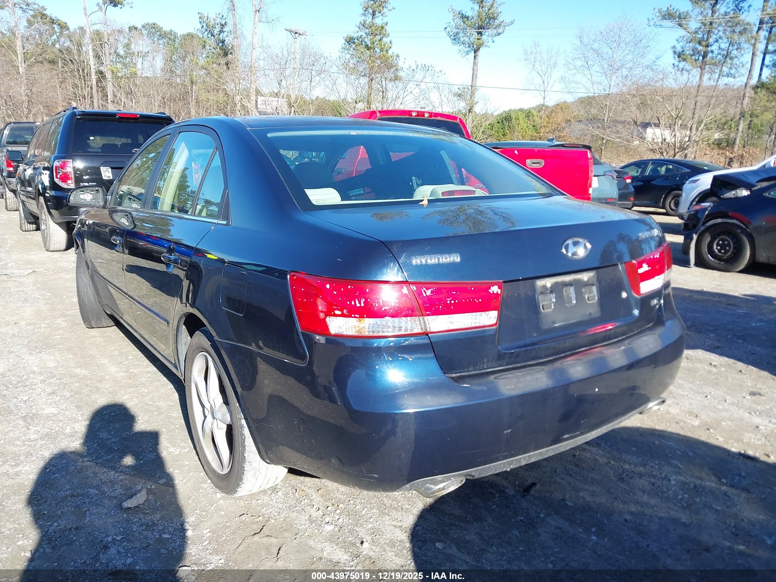 HYUNDAI SONATA image 3