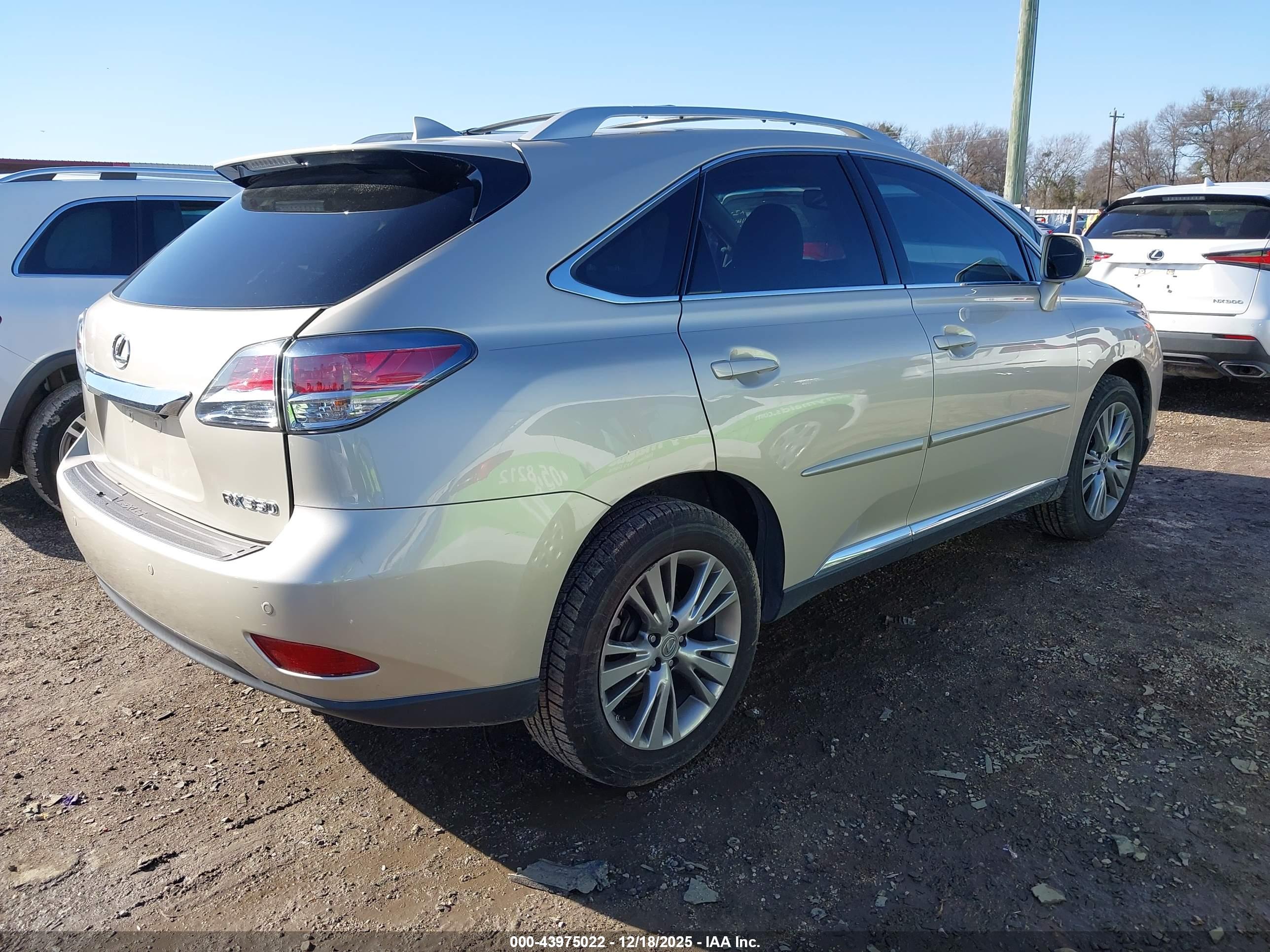 LEXUS RX image 4