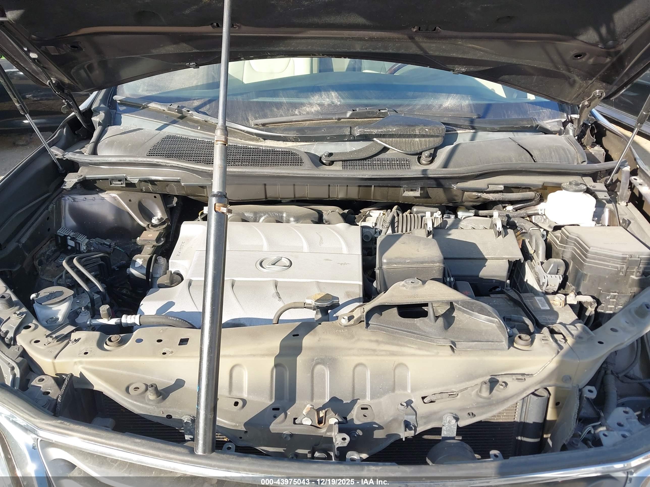 LEXUS RX image 10