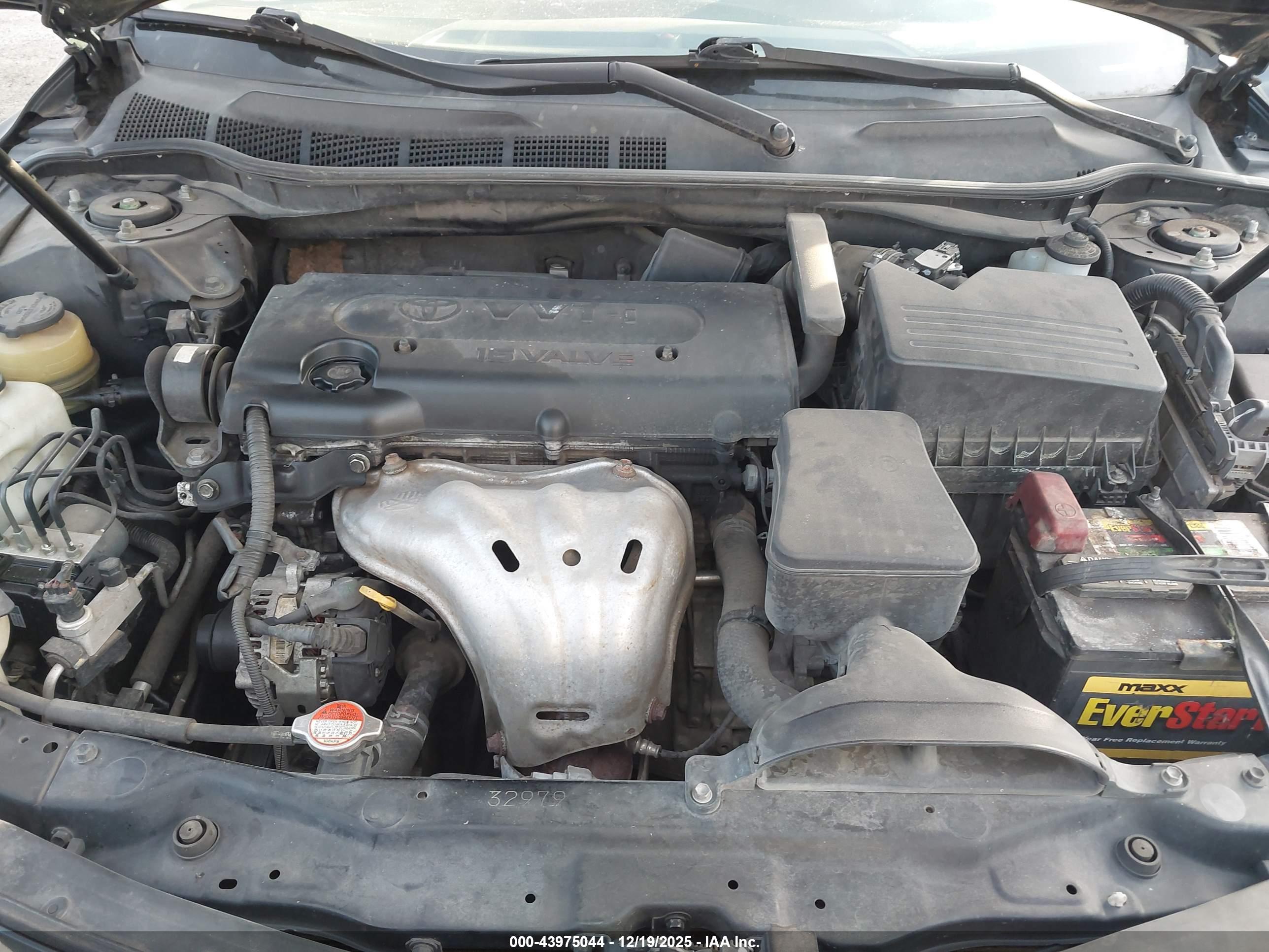 TOYOTA CAMRY image 10