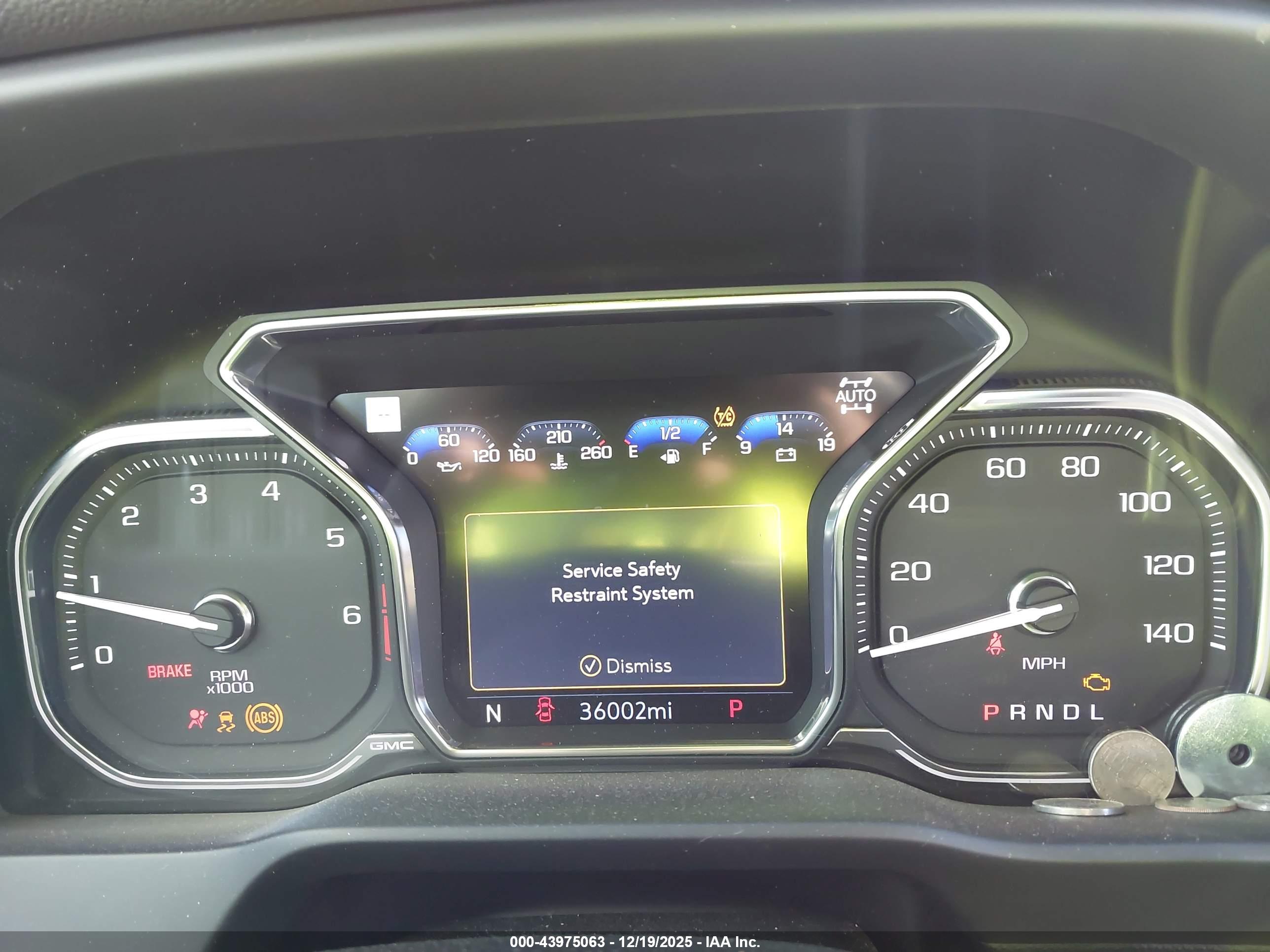GMC SIERRA image 7