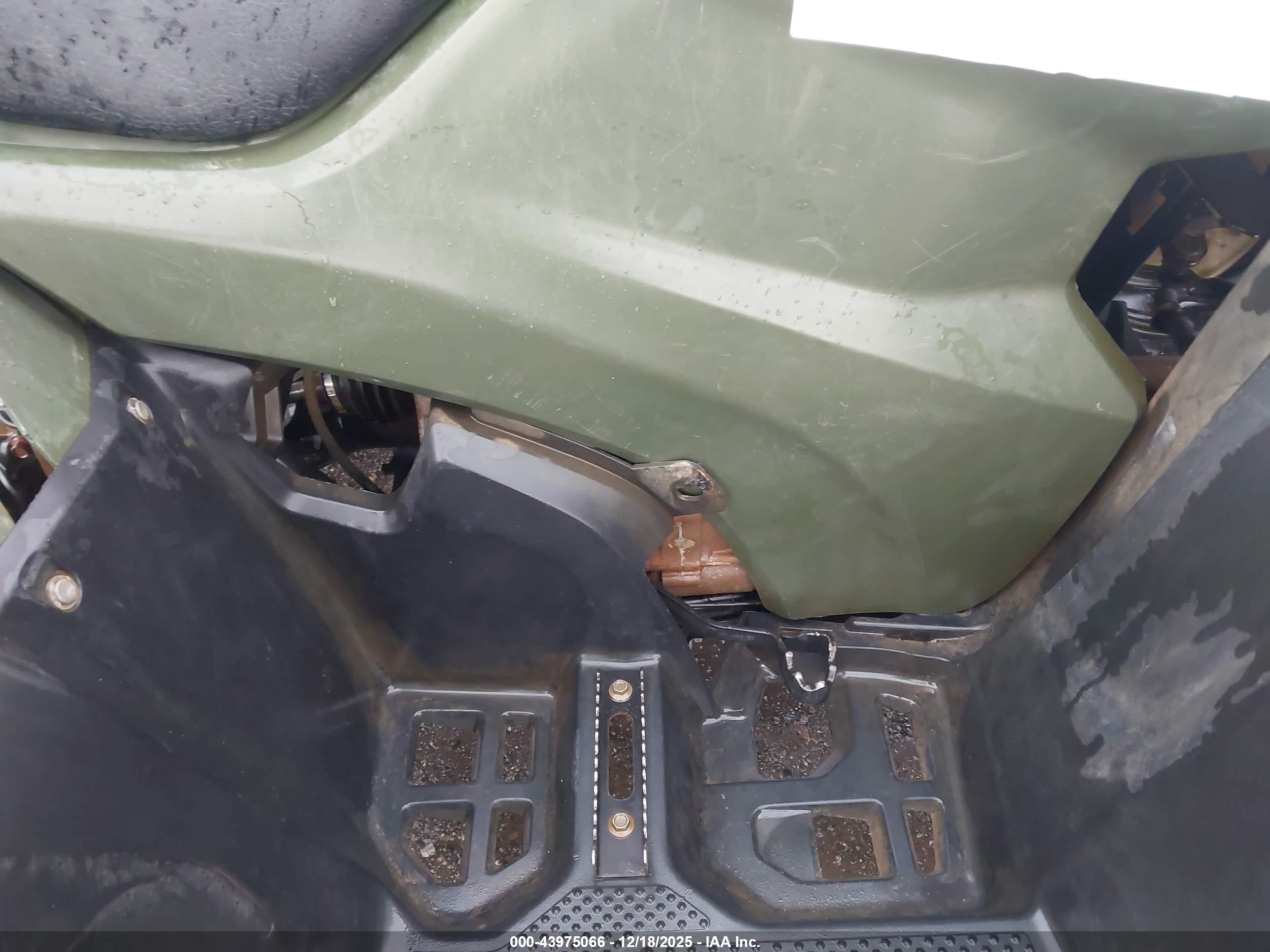 HONDA TRX420 image 8
