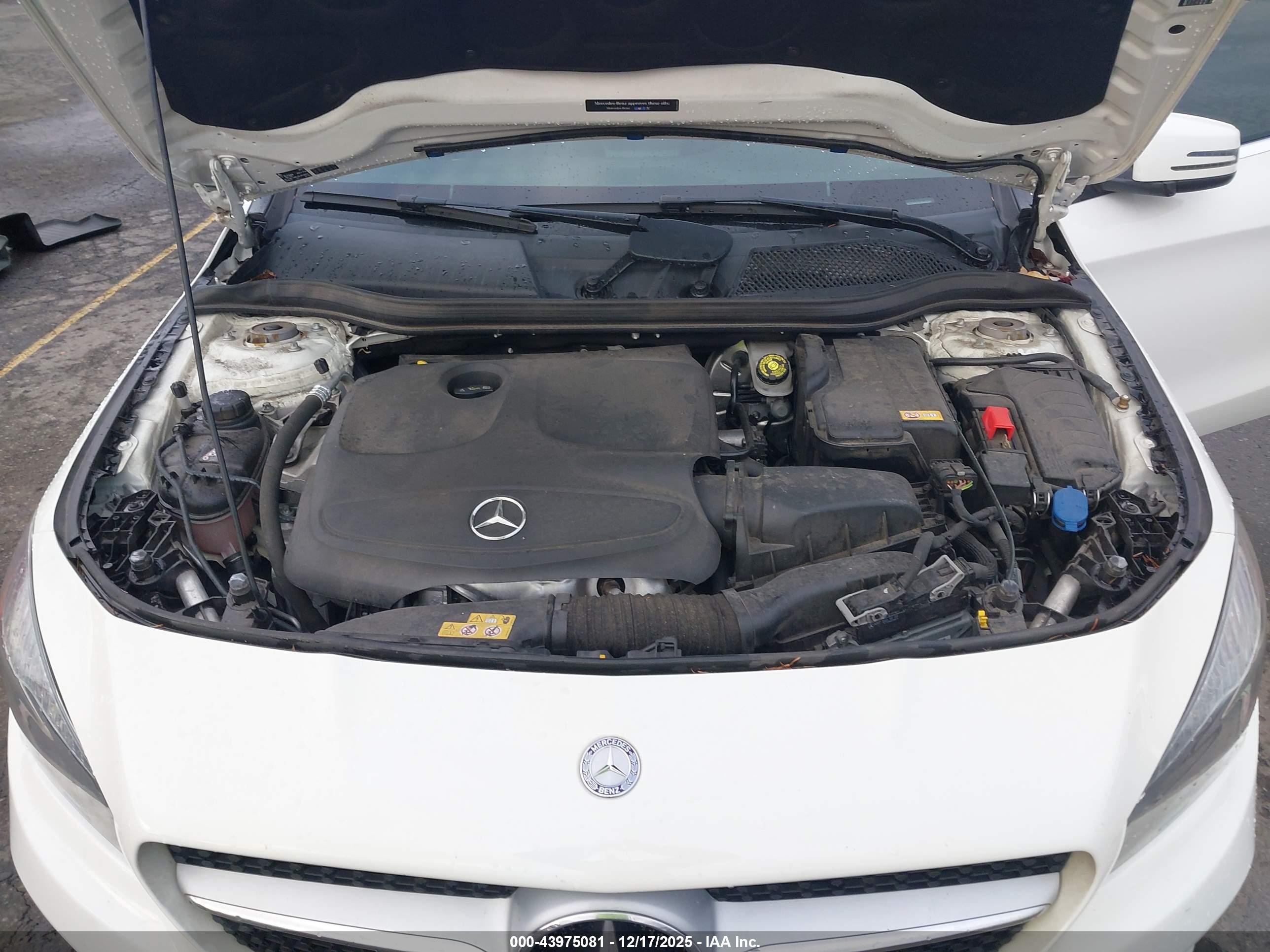 MERCEDES-BENZ CLA image 10
