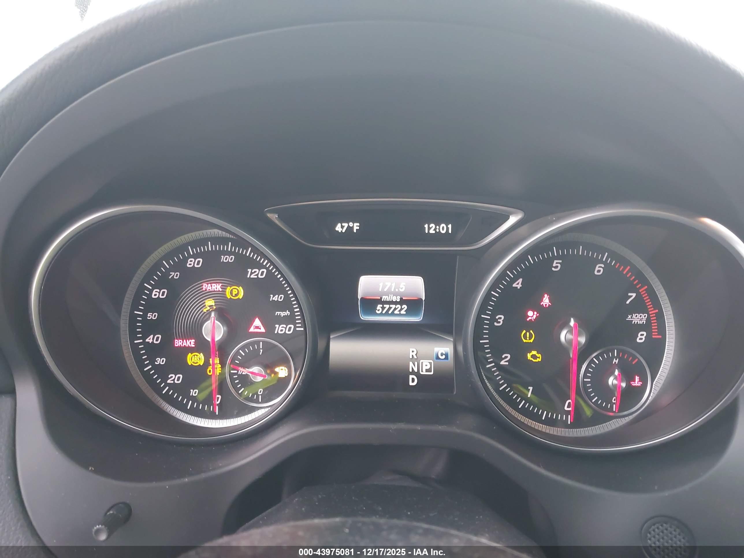 MERCEDES-BENZ CLA image 7