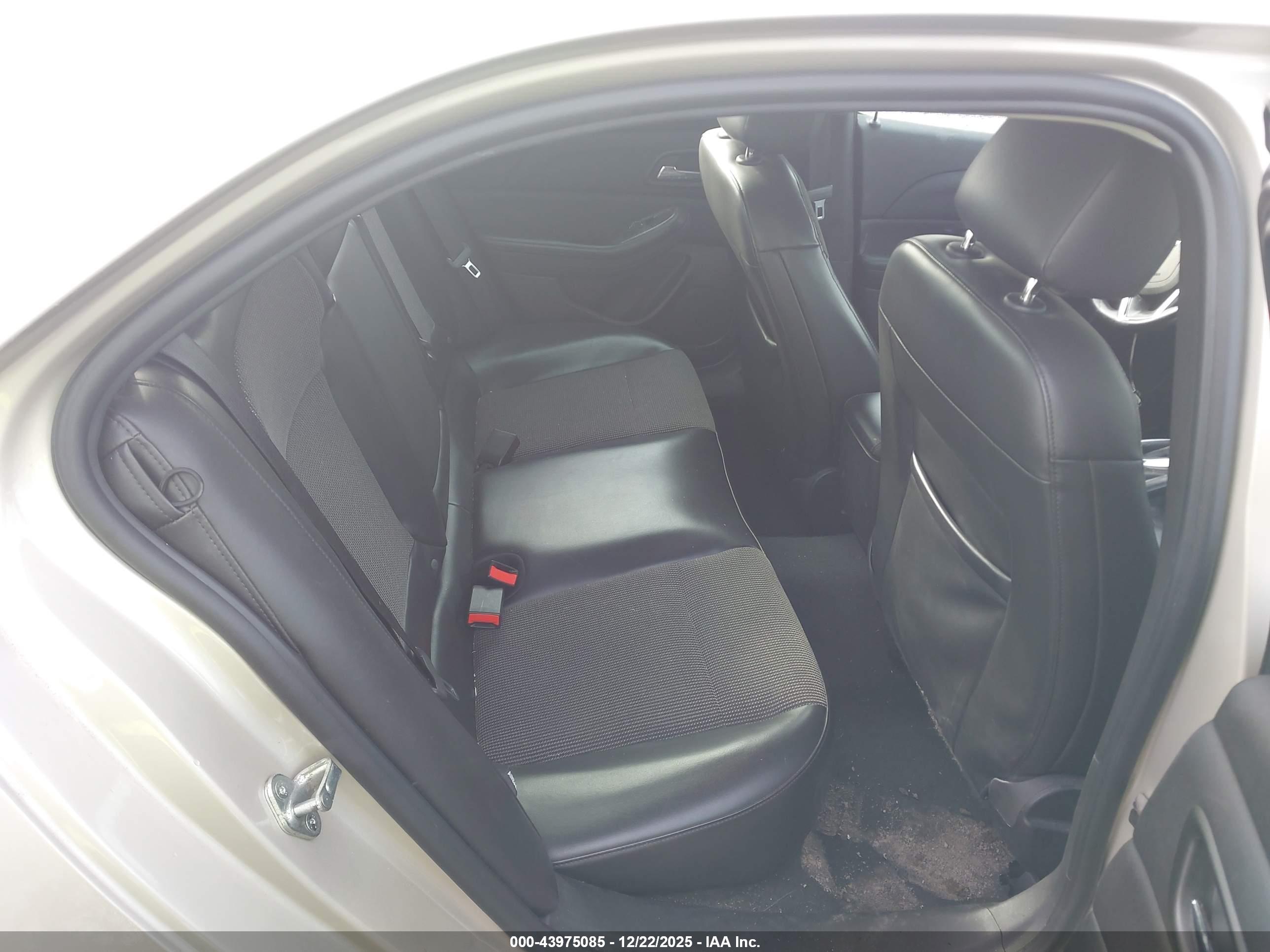 CHEVROLET MALIBU image 8