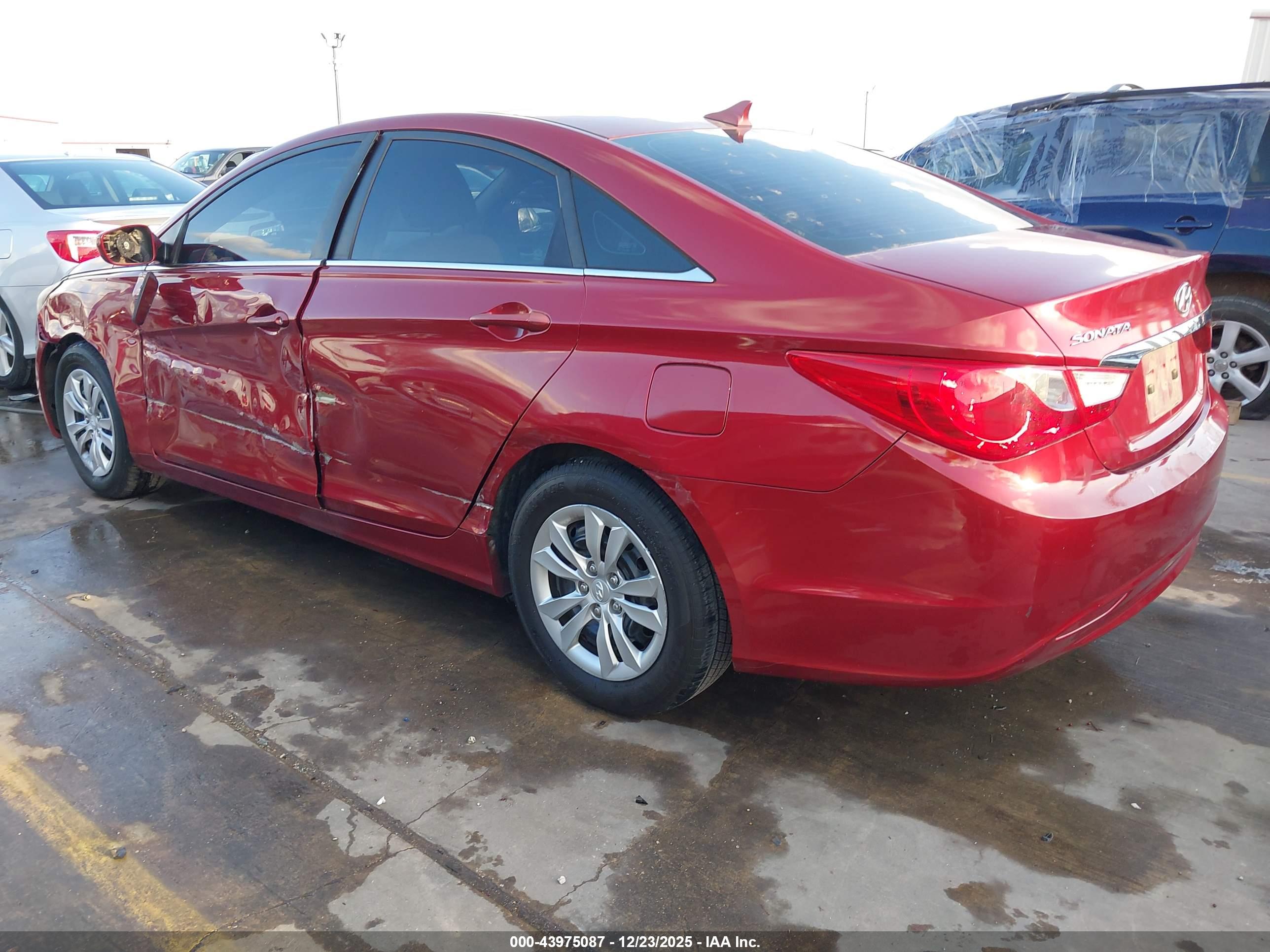 HYUNDAI SONATA image 3