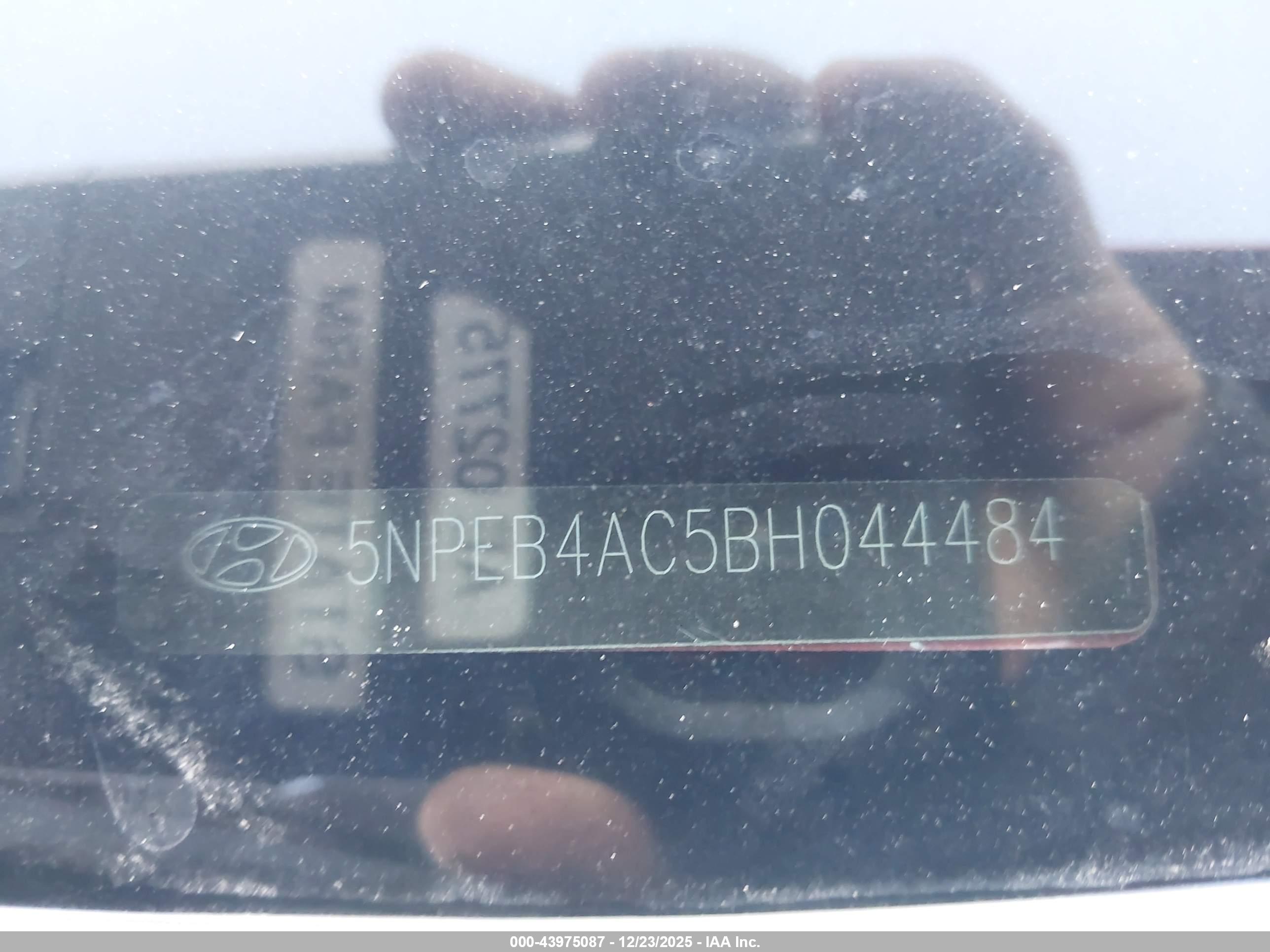 HYUNDAI SONATA image 9