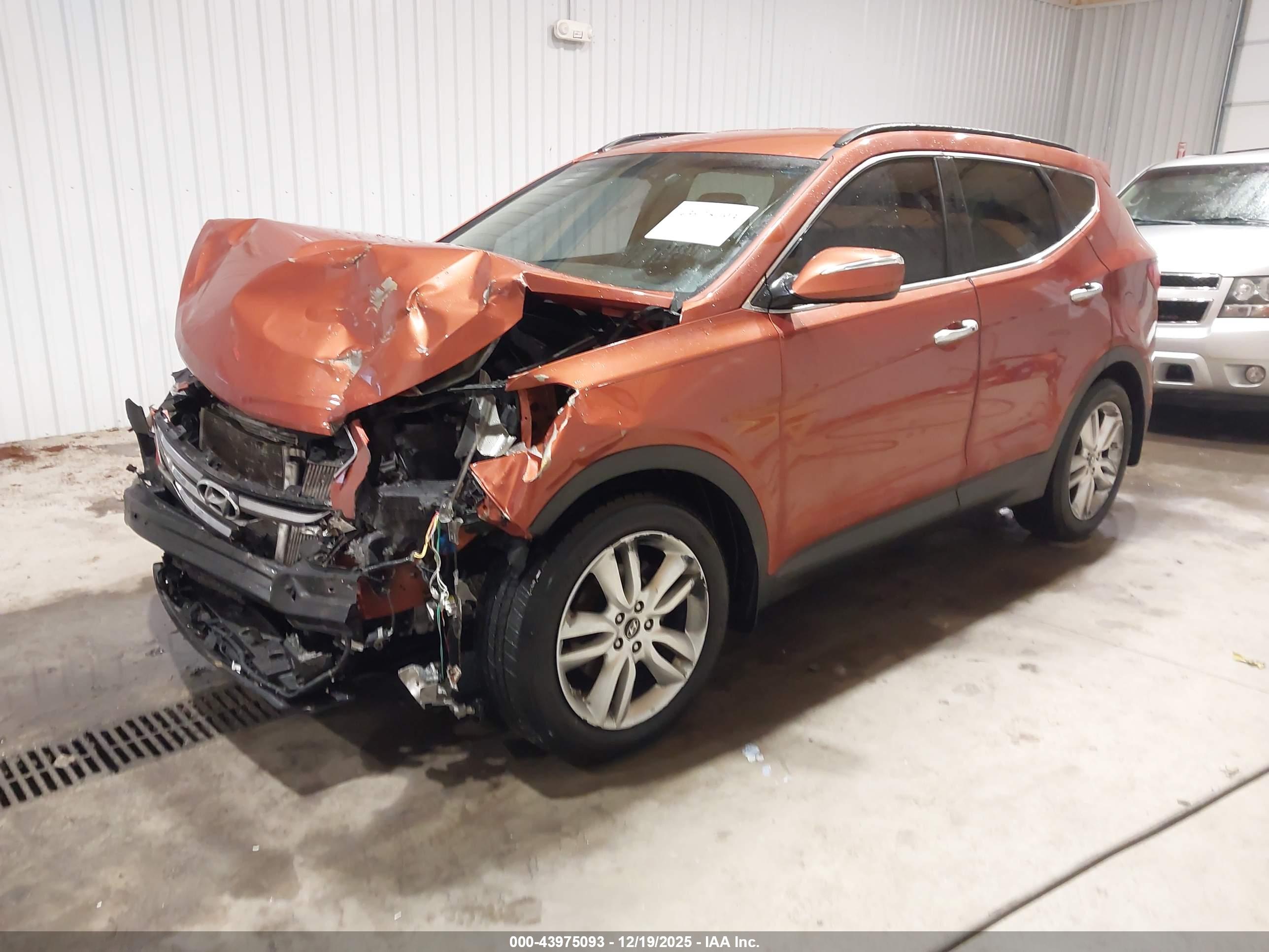 HYUNDAI SANTA image 2