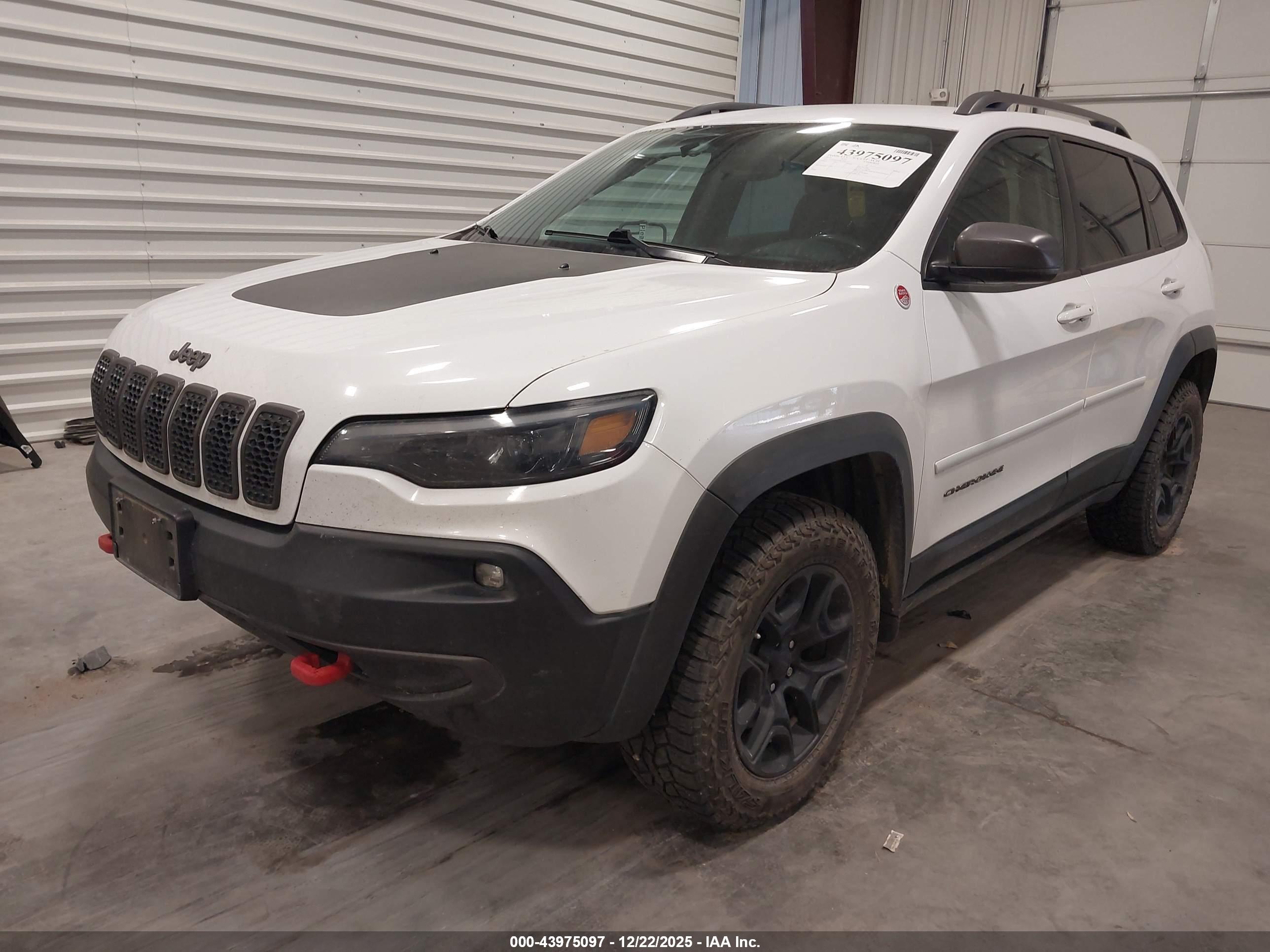 JEEP CHEROKEE image 2