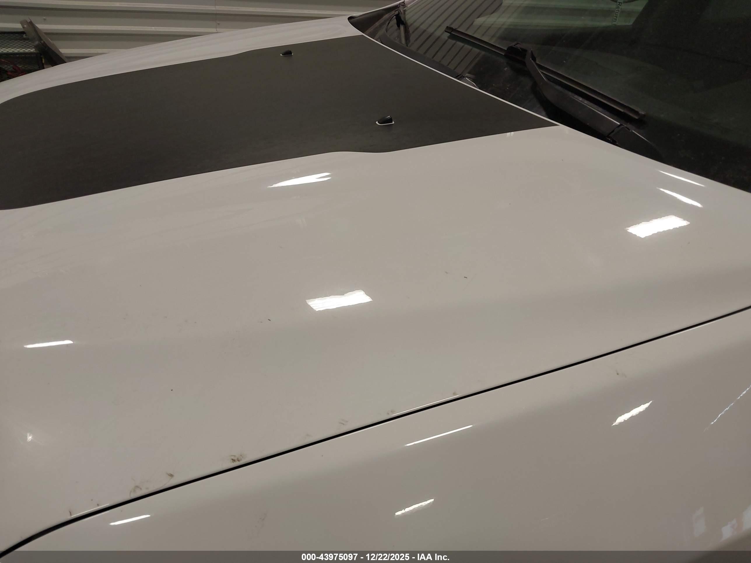 JEEP CHEROKEE image 6
