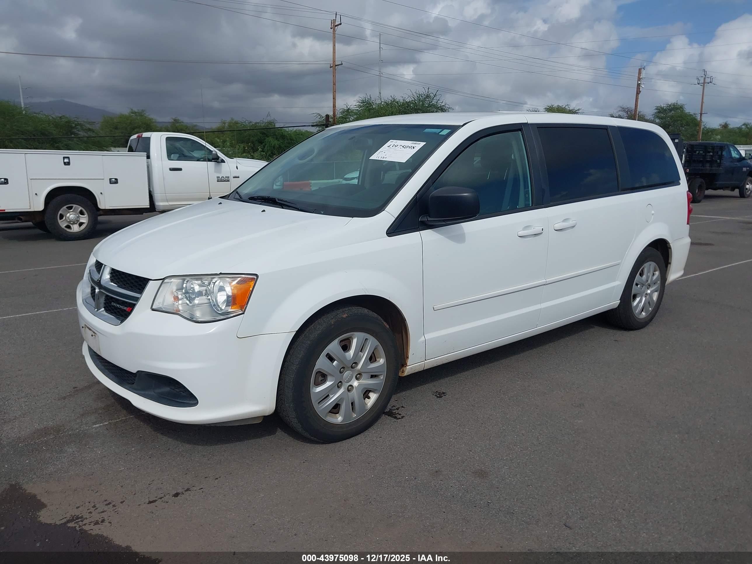 DODGE GRAND image 2