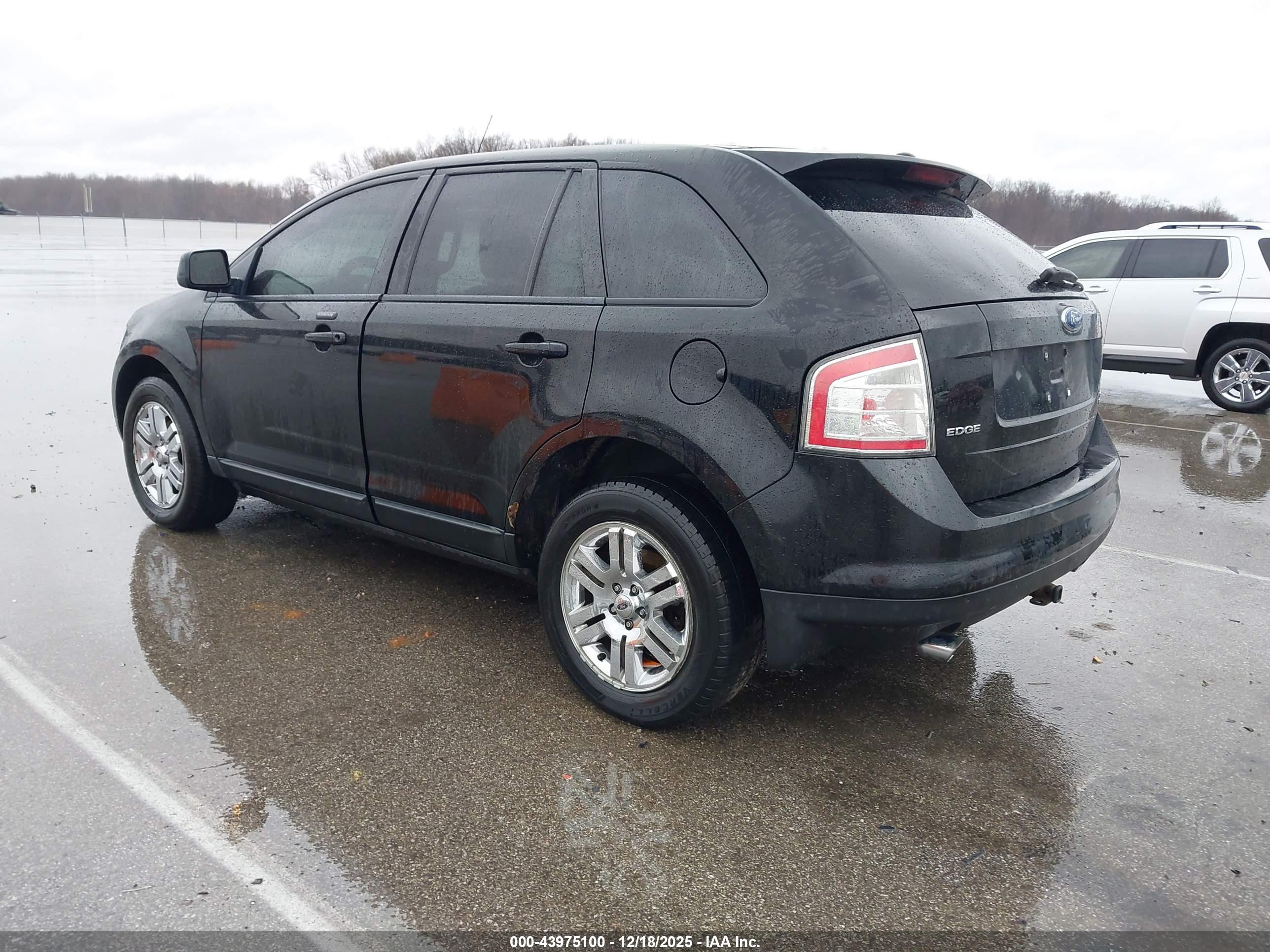 FORD EDGE image 3