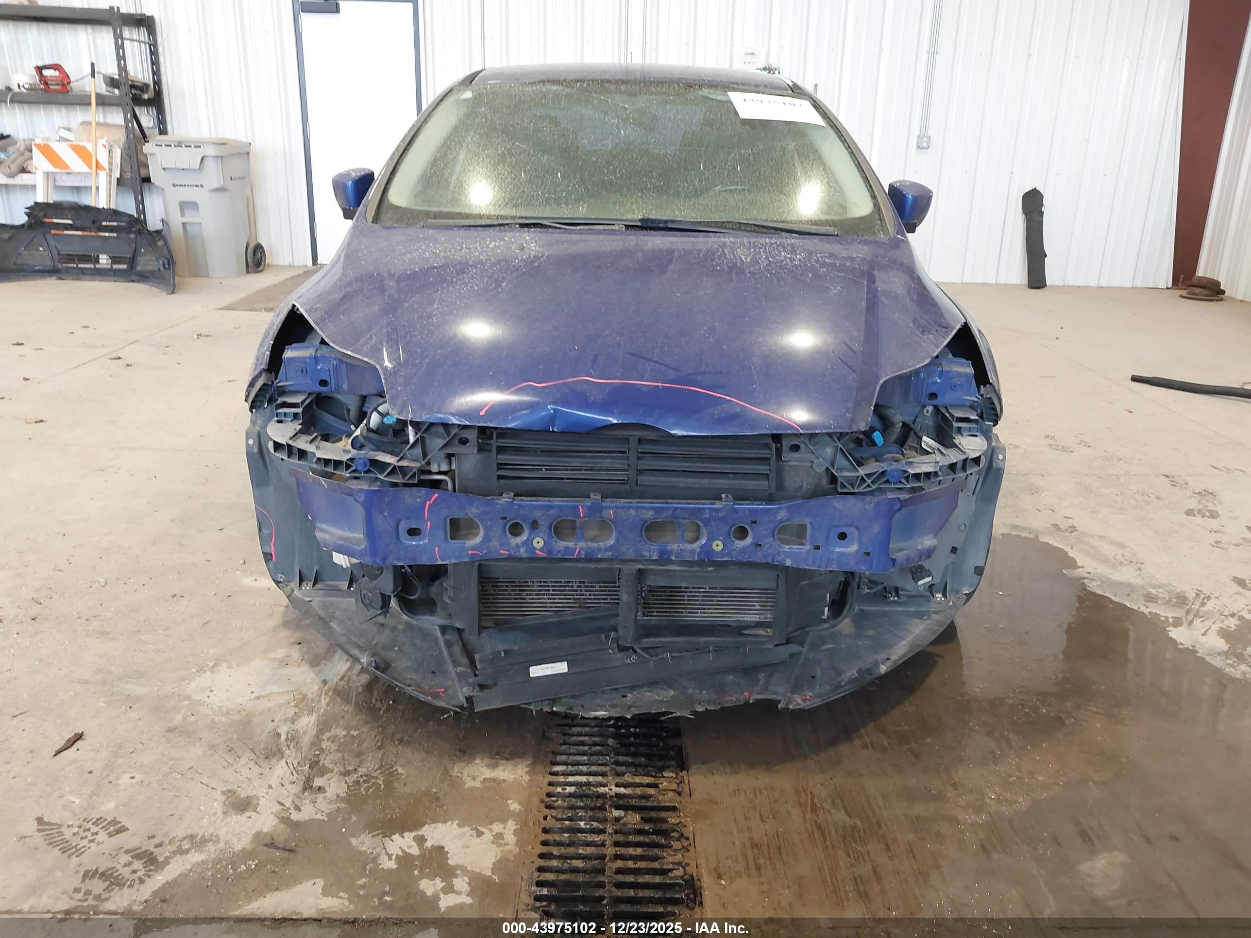 FORD FOCUS image 6