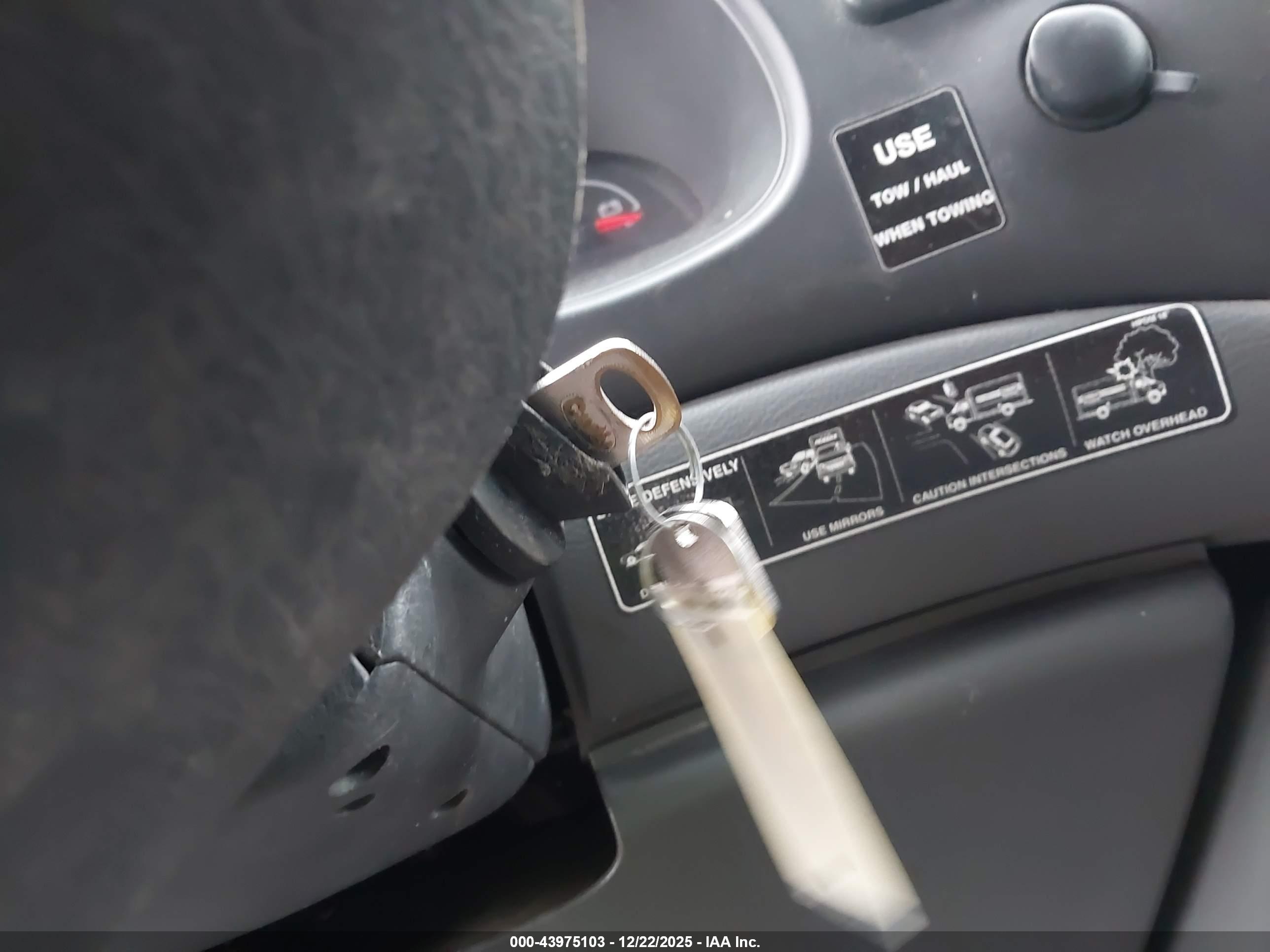 FORD E-350 image 11