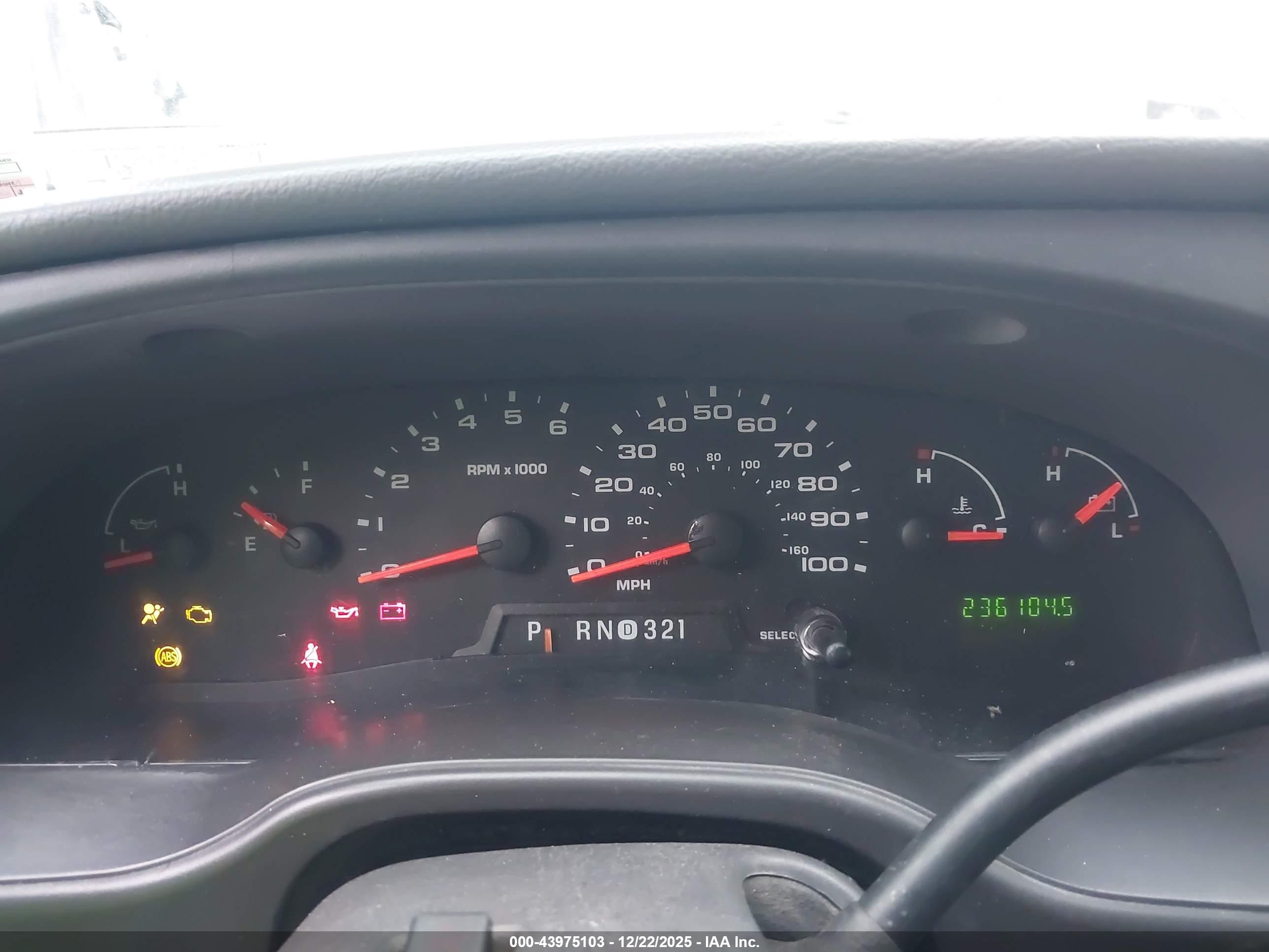FORD E-350 image 6