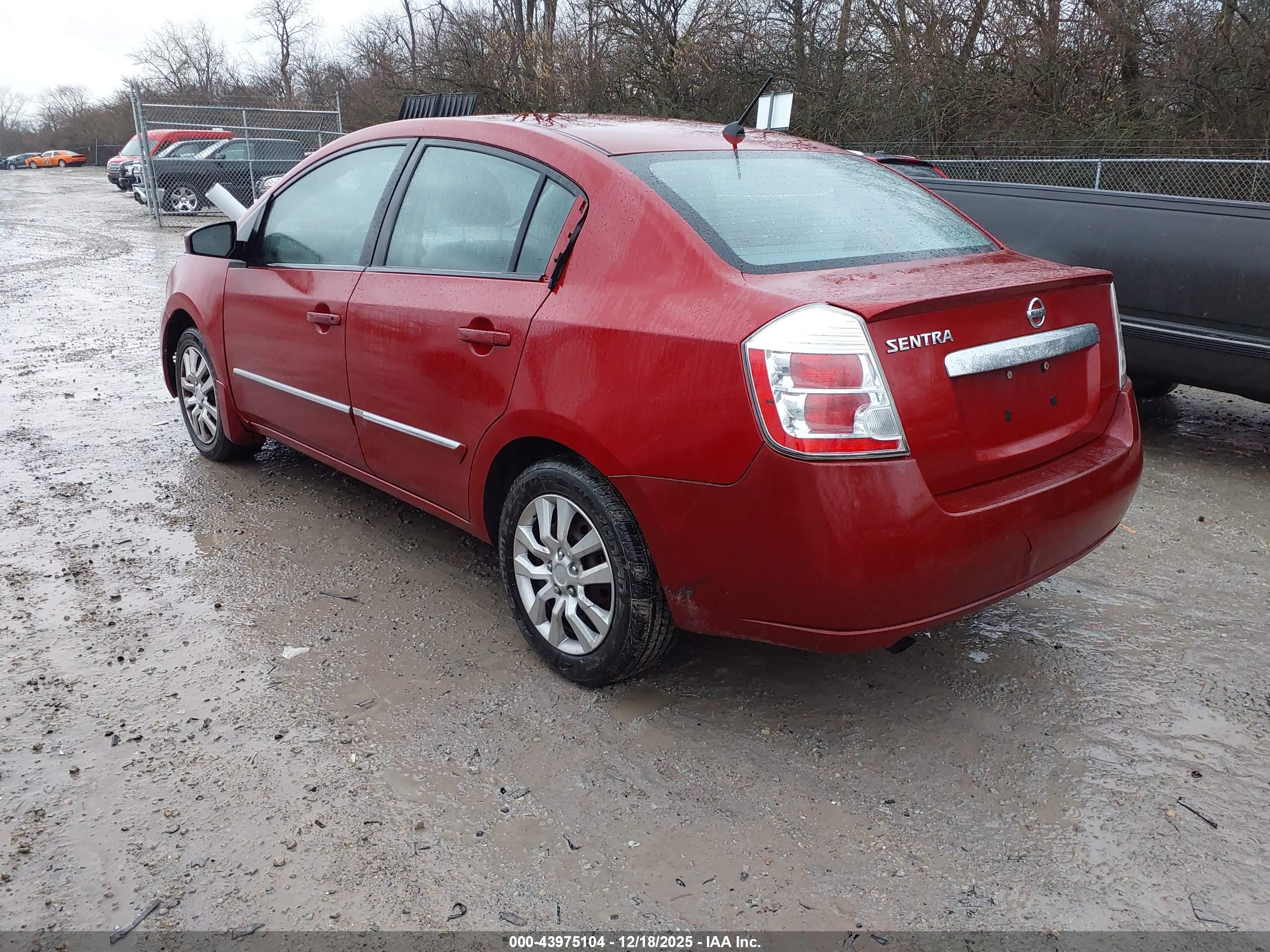 NISSAN SENTRA image 3