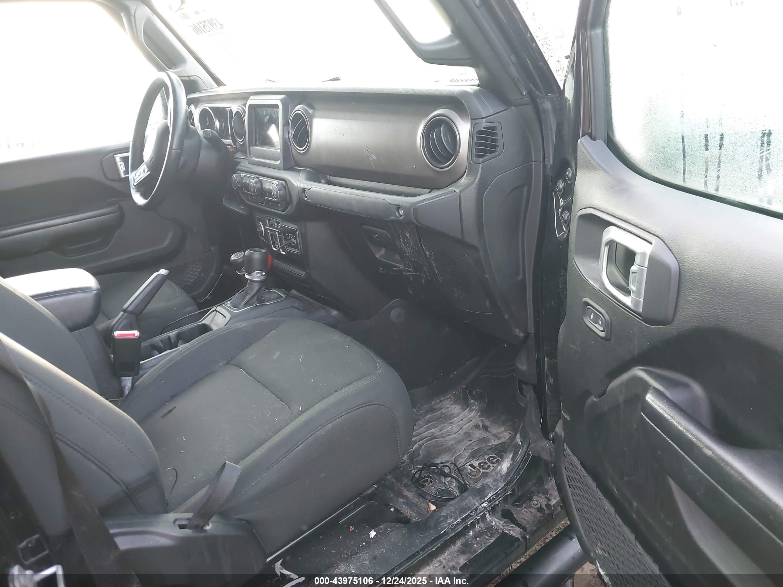 JEEP GLADIATOR image 5
