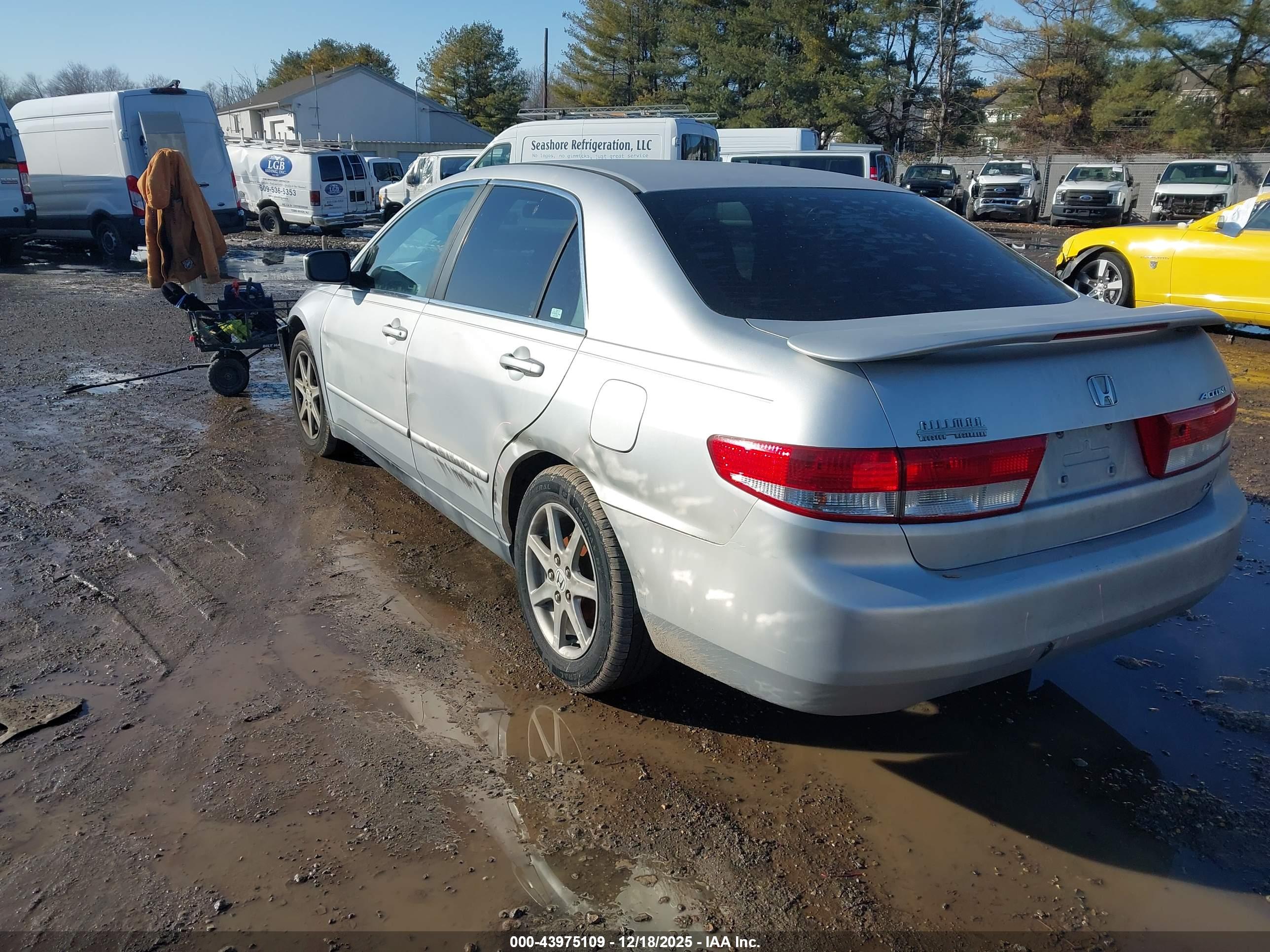HONDA ACCORD image 3
