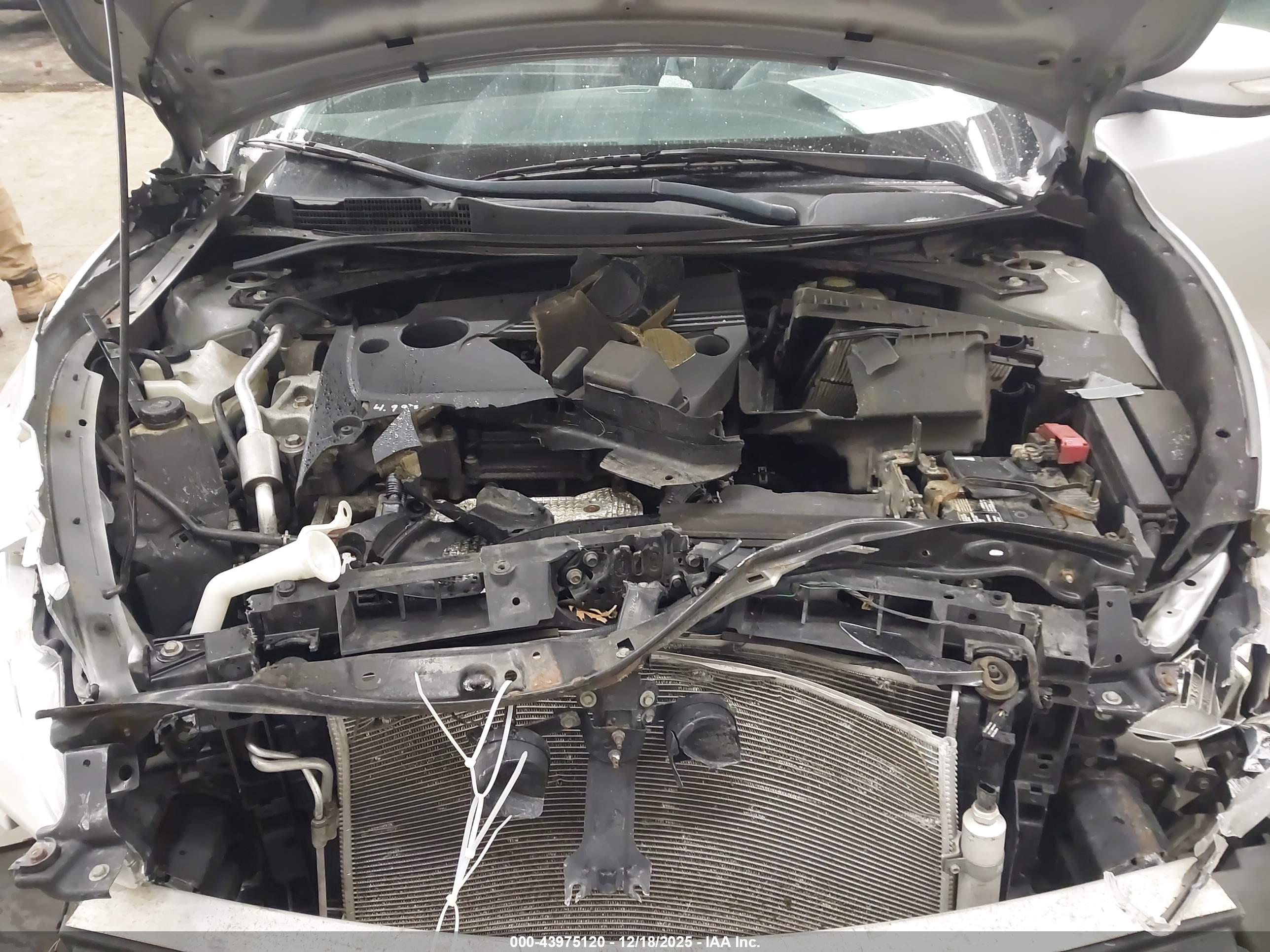 NISSAN ALTIMA image 10