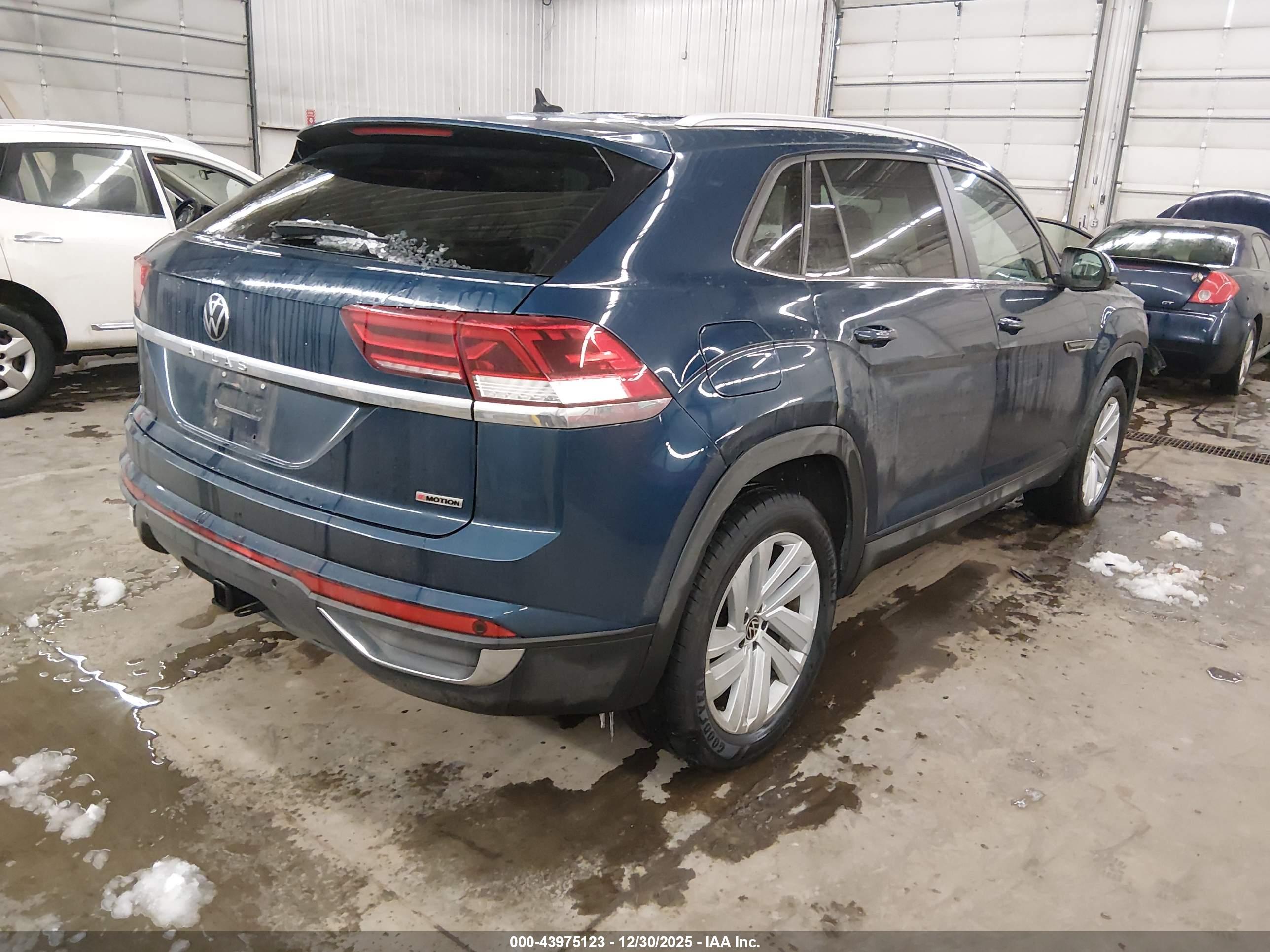 VOLKSWAGEN ATLAS image 4
