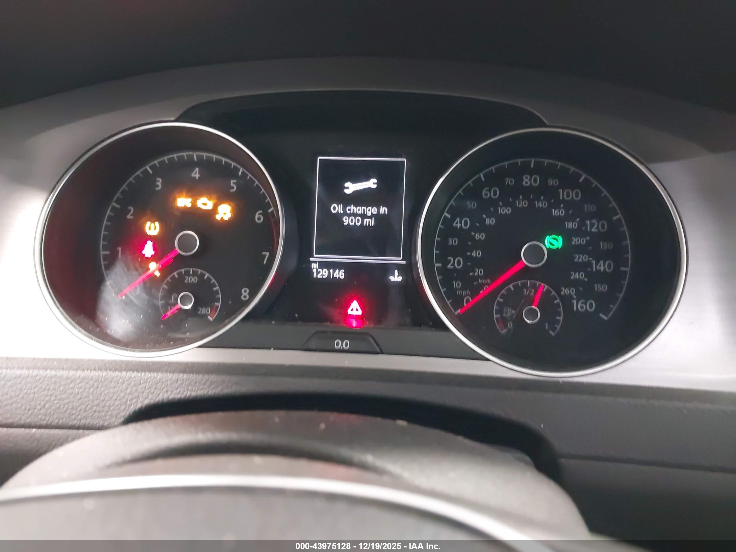 VOLKSWAGEN GOLF image 7